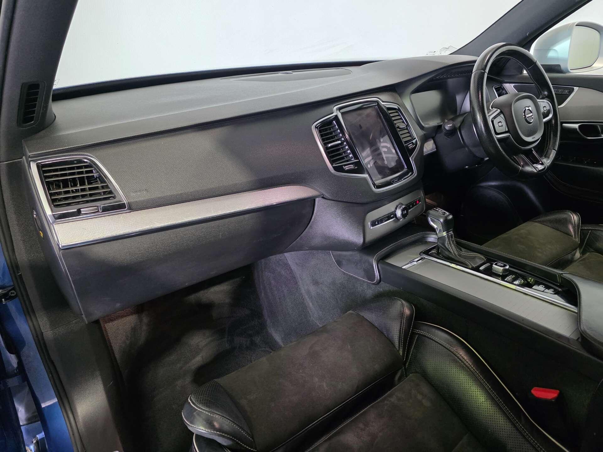 Volvo XC90 view 82