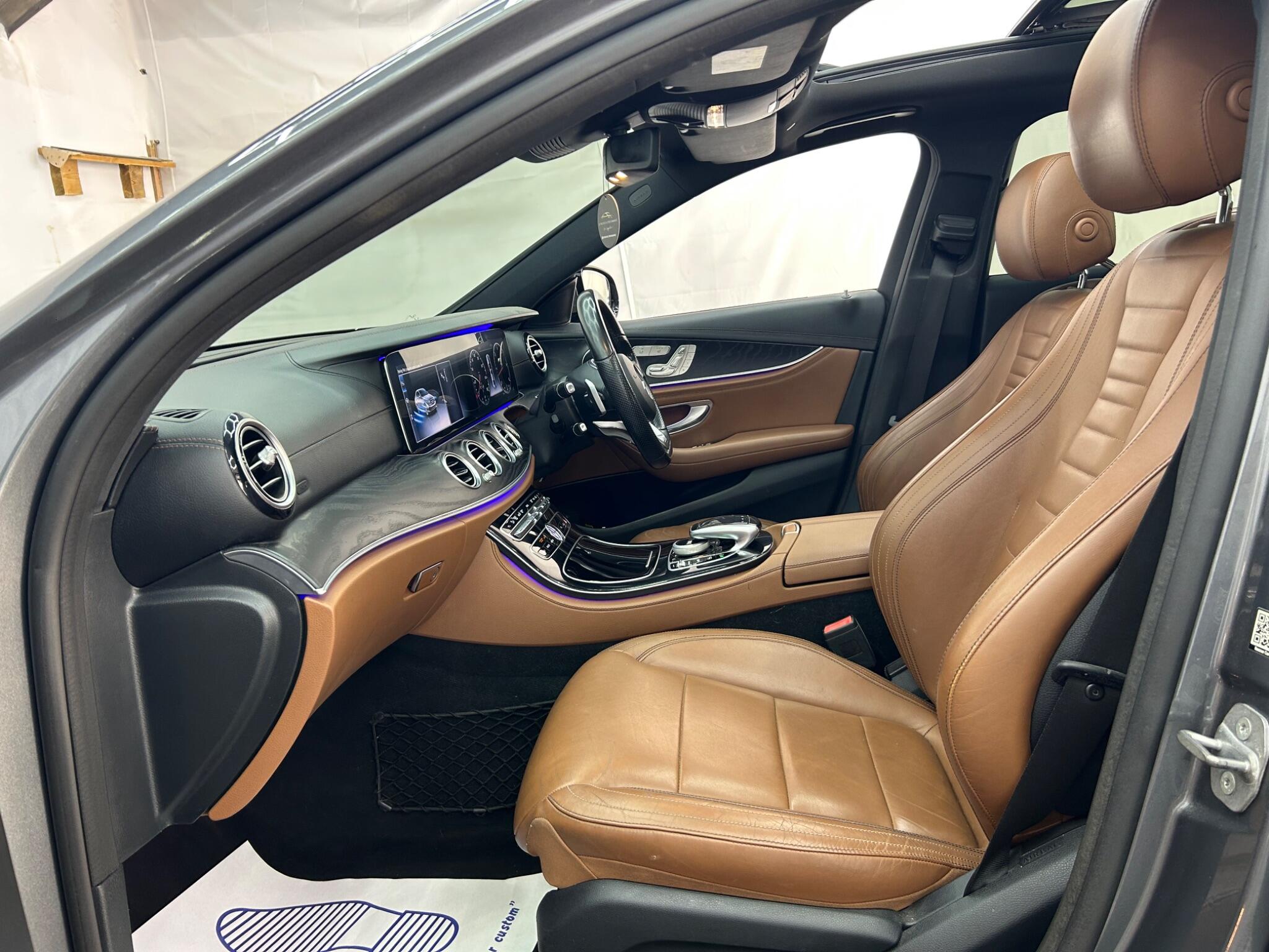 Mercedes-Benz E Class view 51