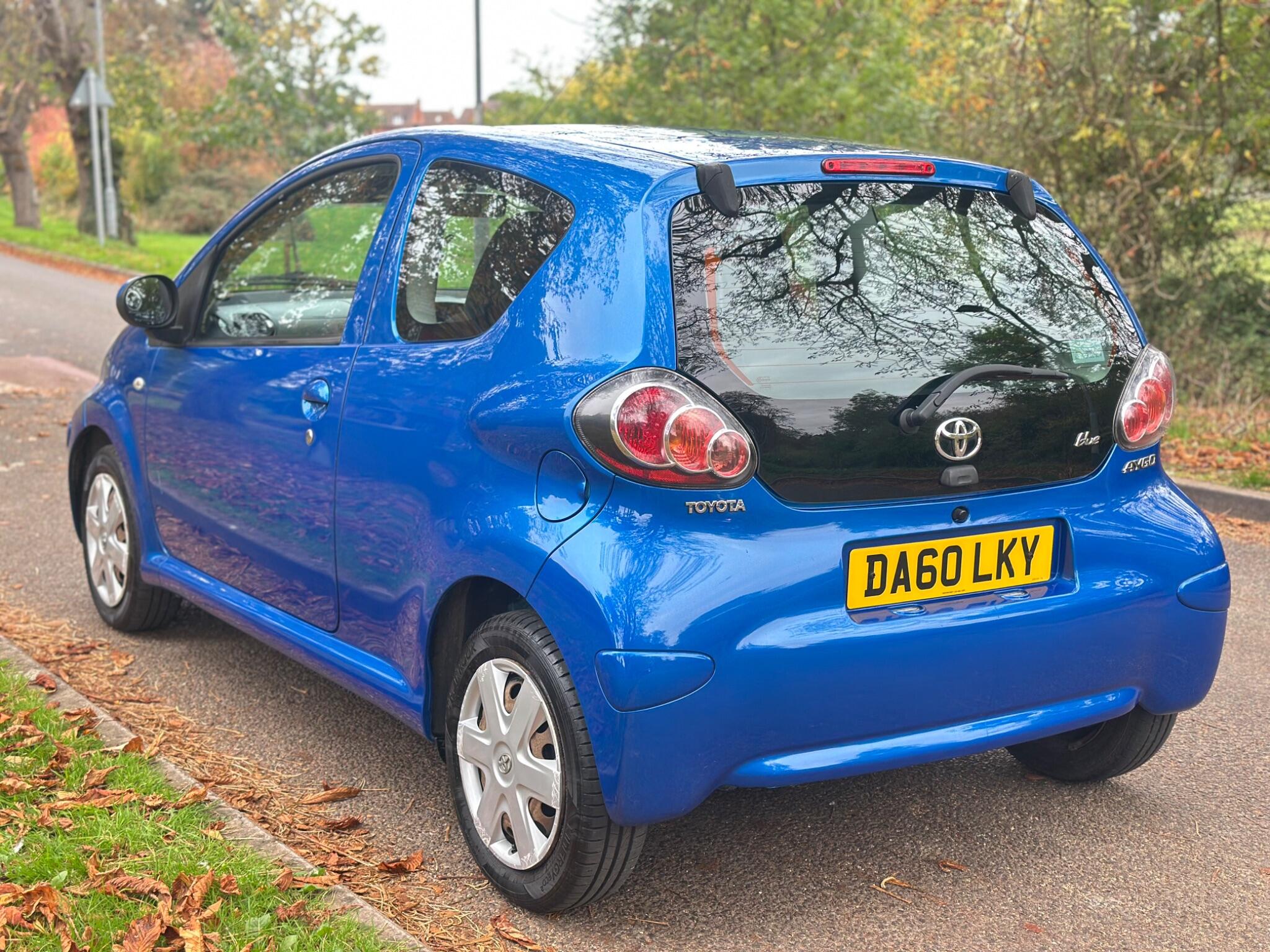 2010 Toyota AYGO image 4