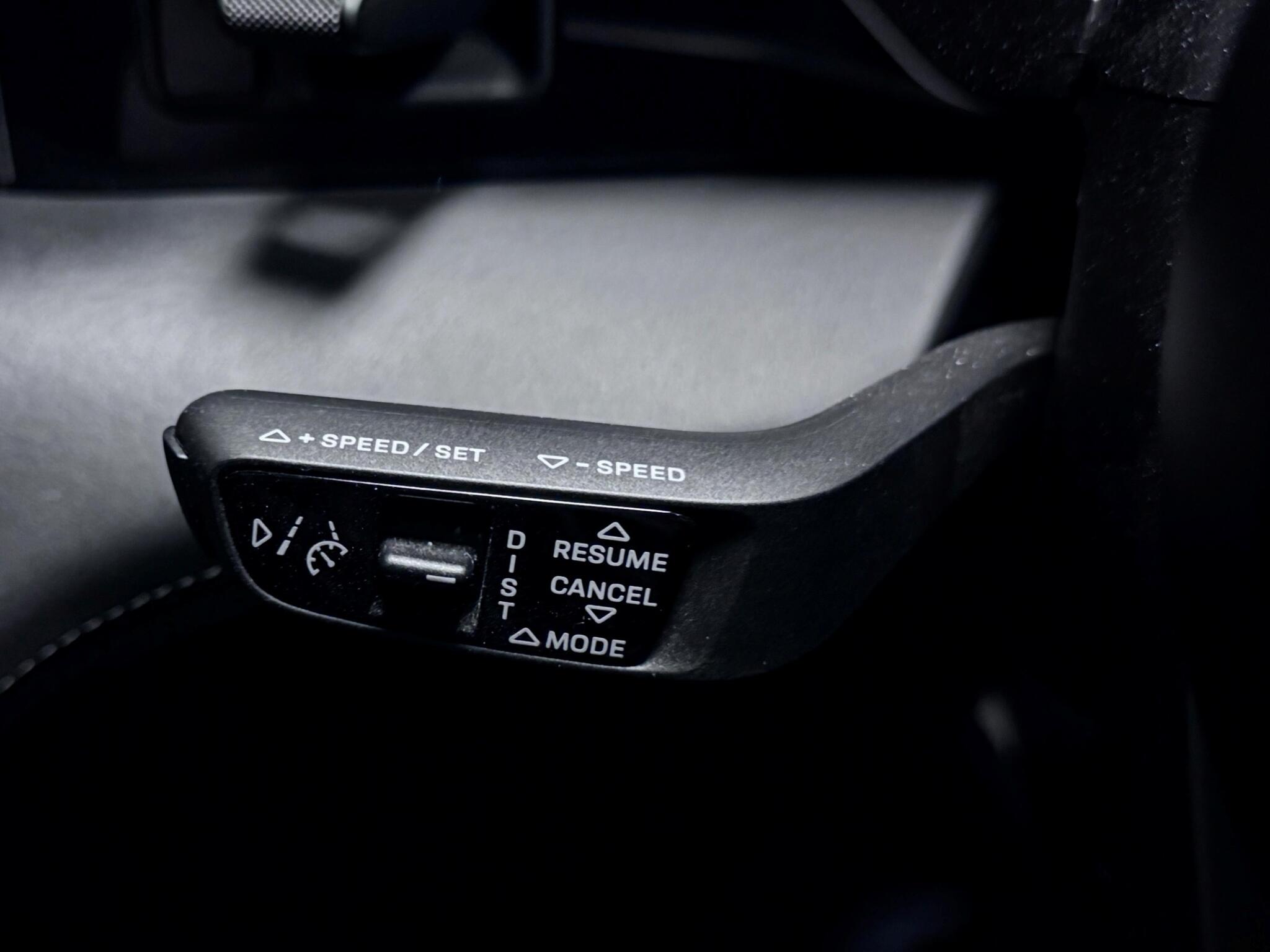 Porsche Taycan view 21