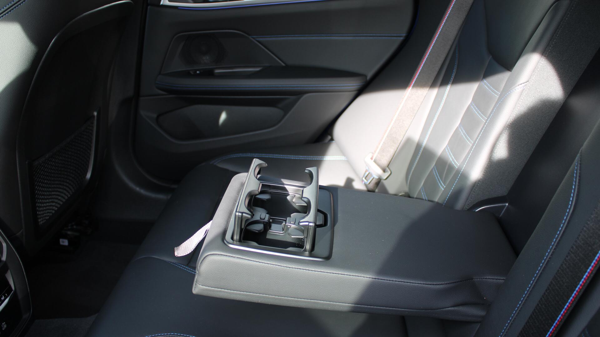 BMW 4 Series view 34