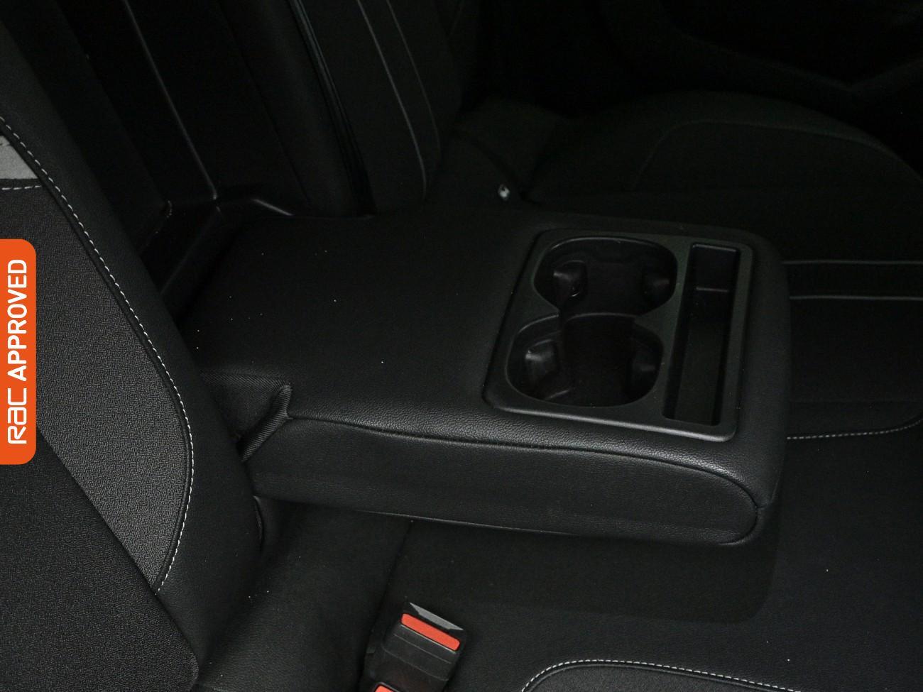 Vauxhall Astra view 23