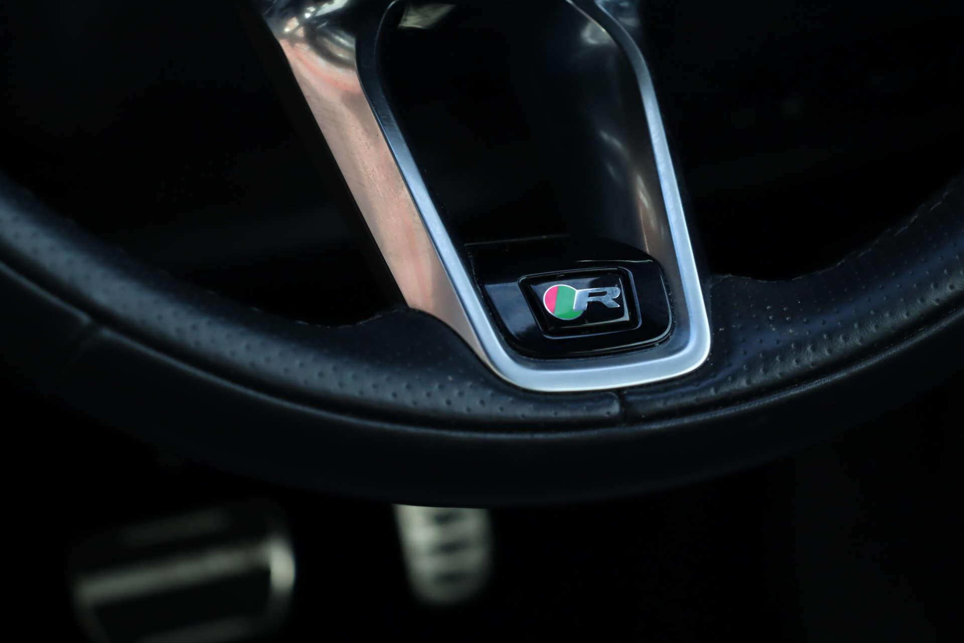 Jaguar E-Pace view 27