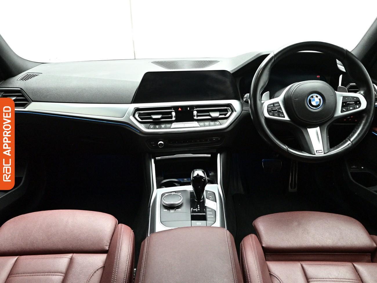 BMW 3 Series view 2
