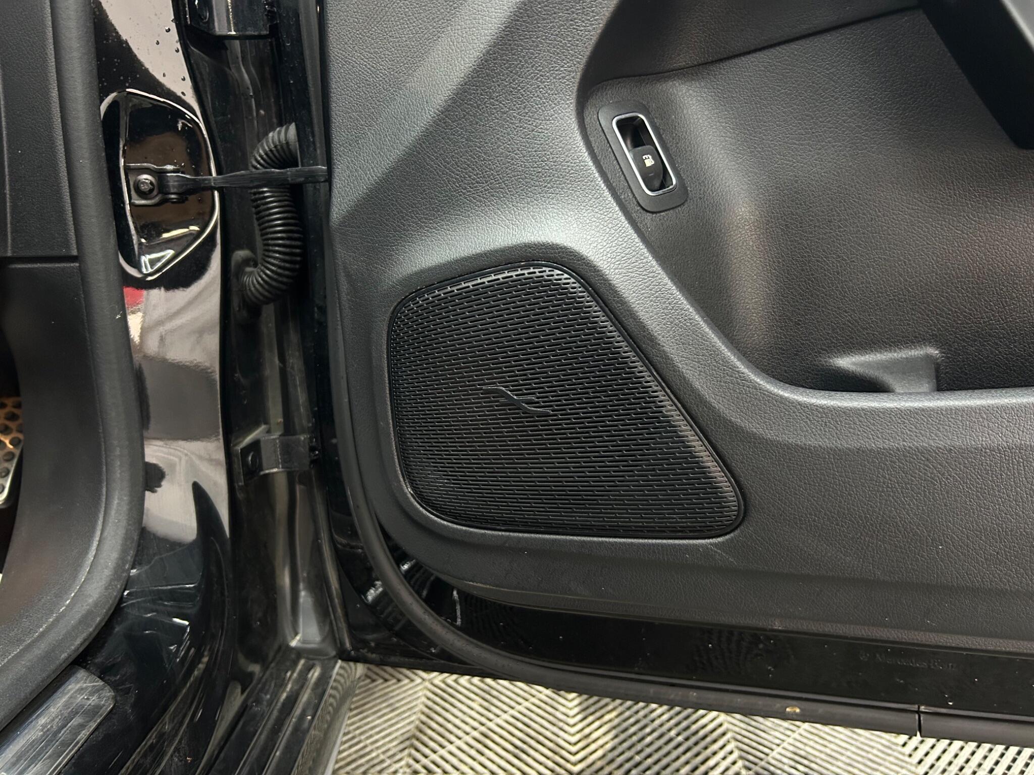 Mercedes-Benz A-Class view 27