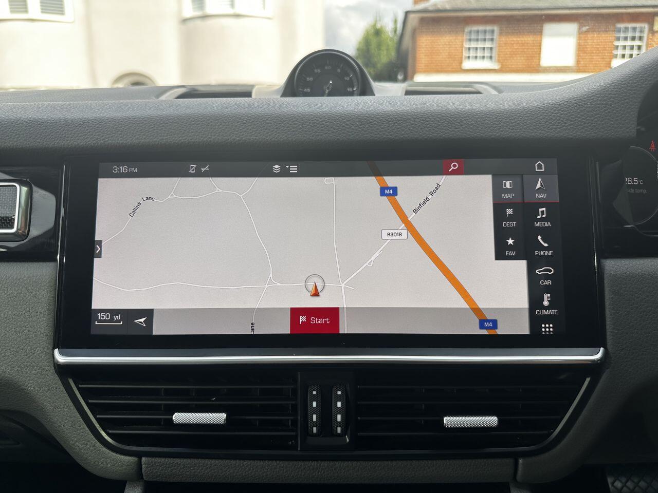 Porsche Cayenne view 6