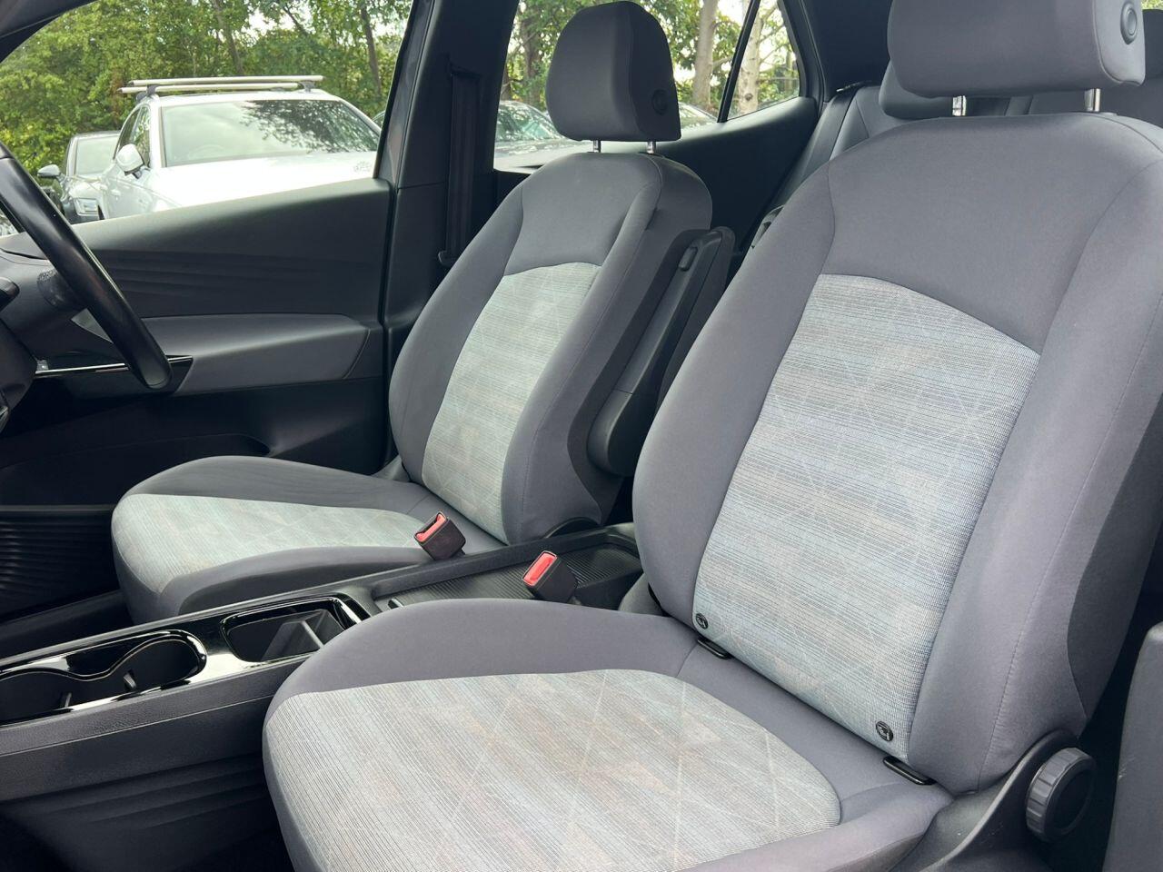 Volkswagen ID.3 view 17