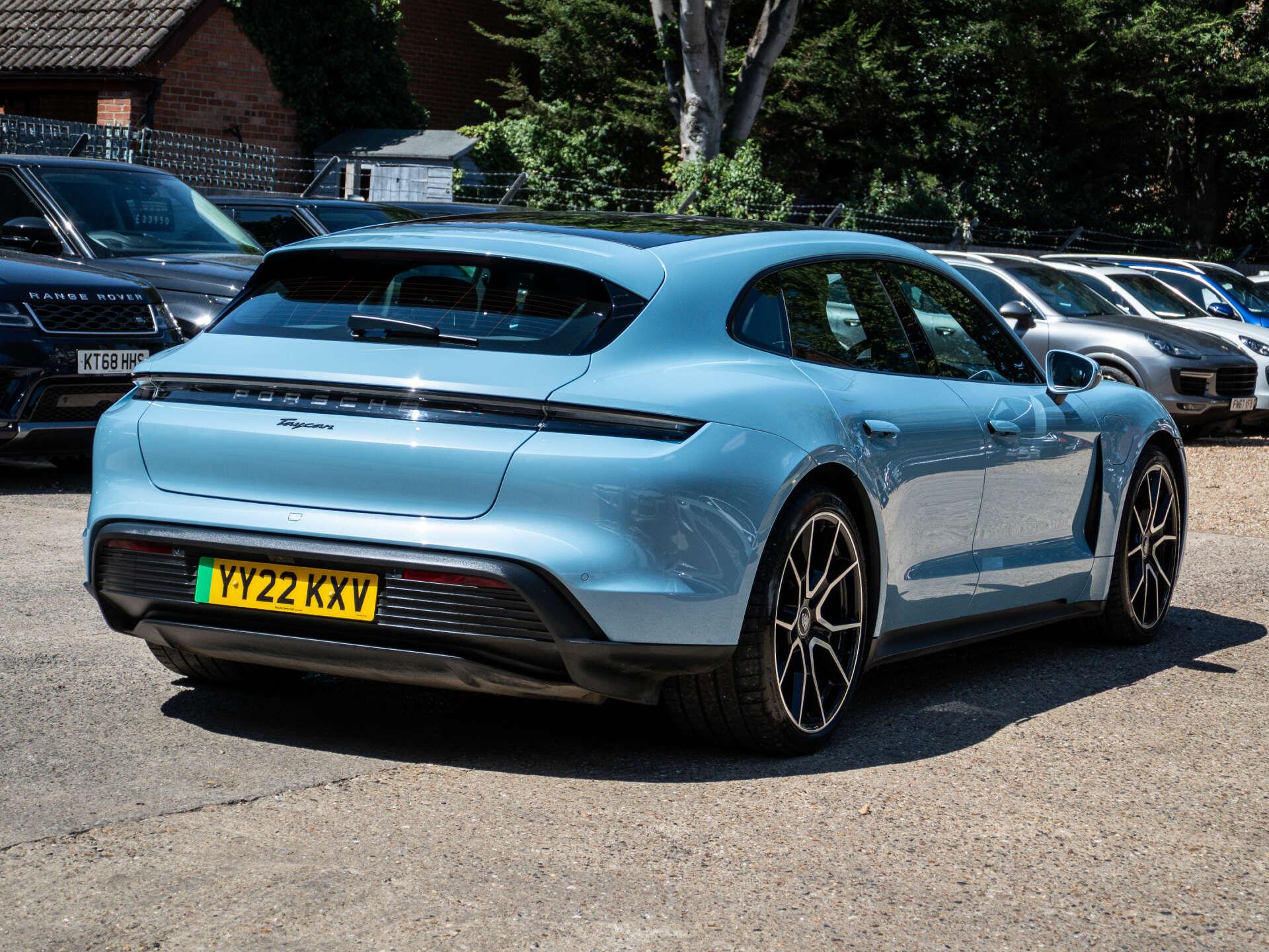 Porsche Taycan view 19