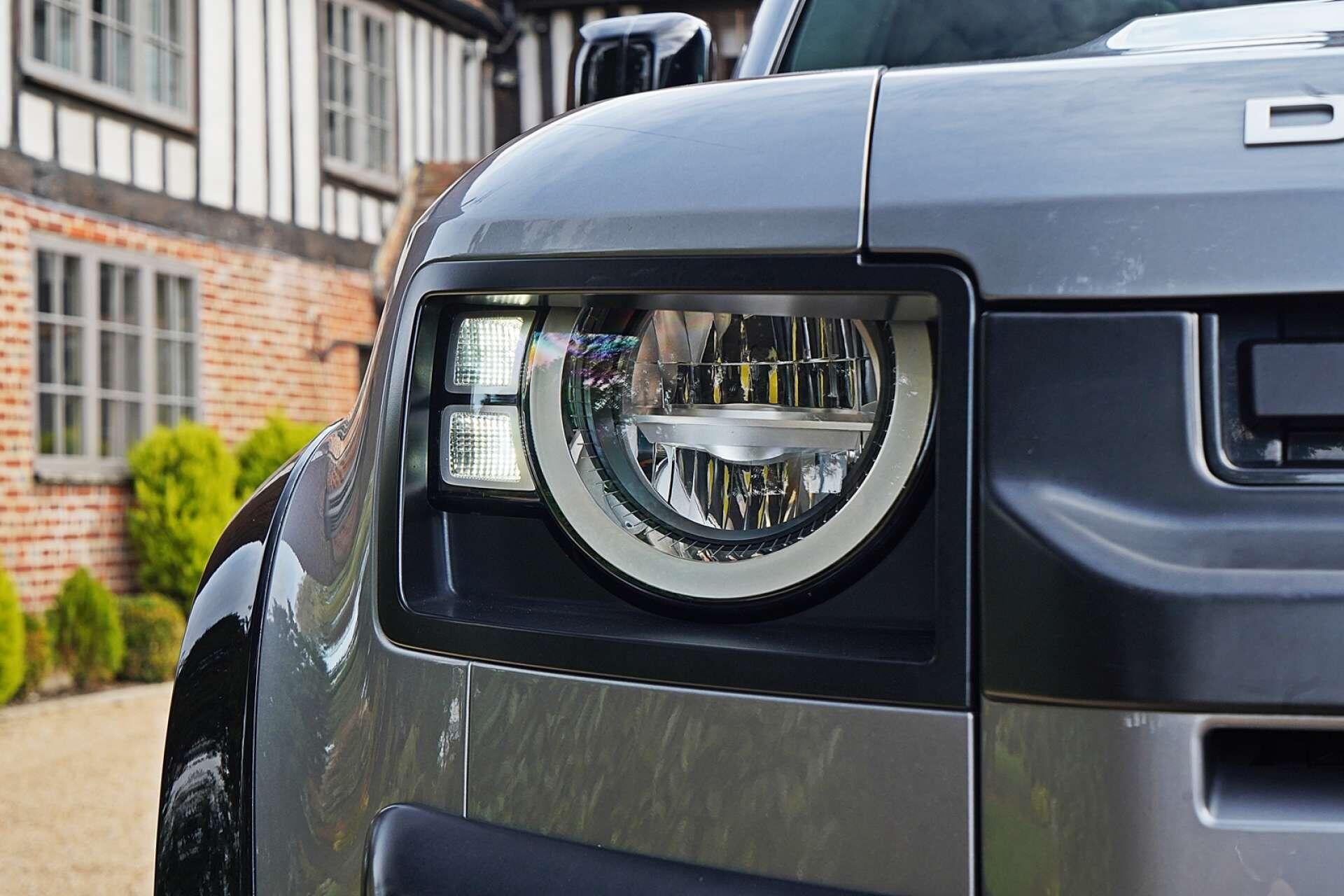 Land Rover Defender view 11