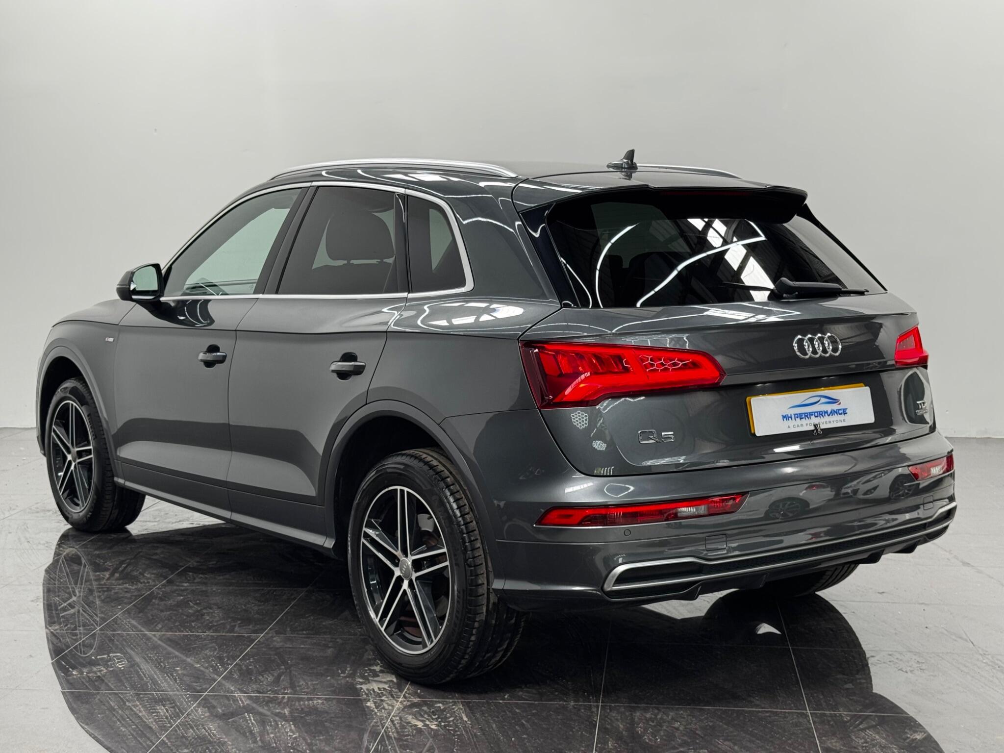 Audi Q5 view 29