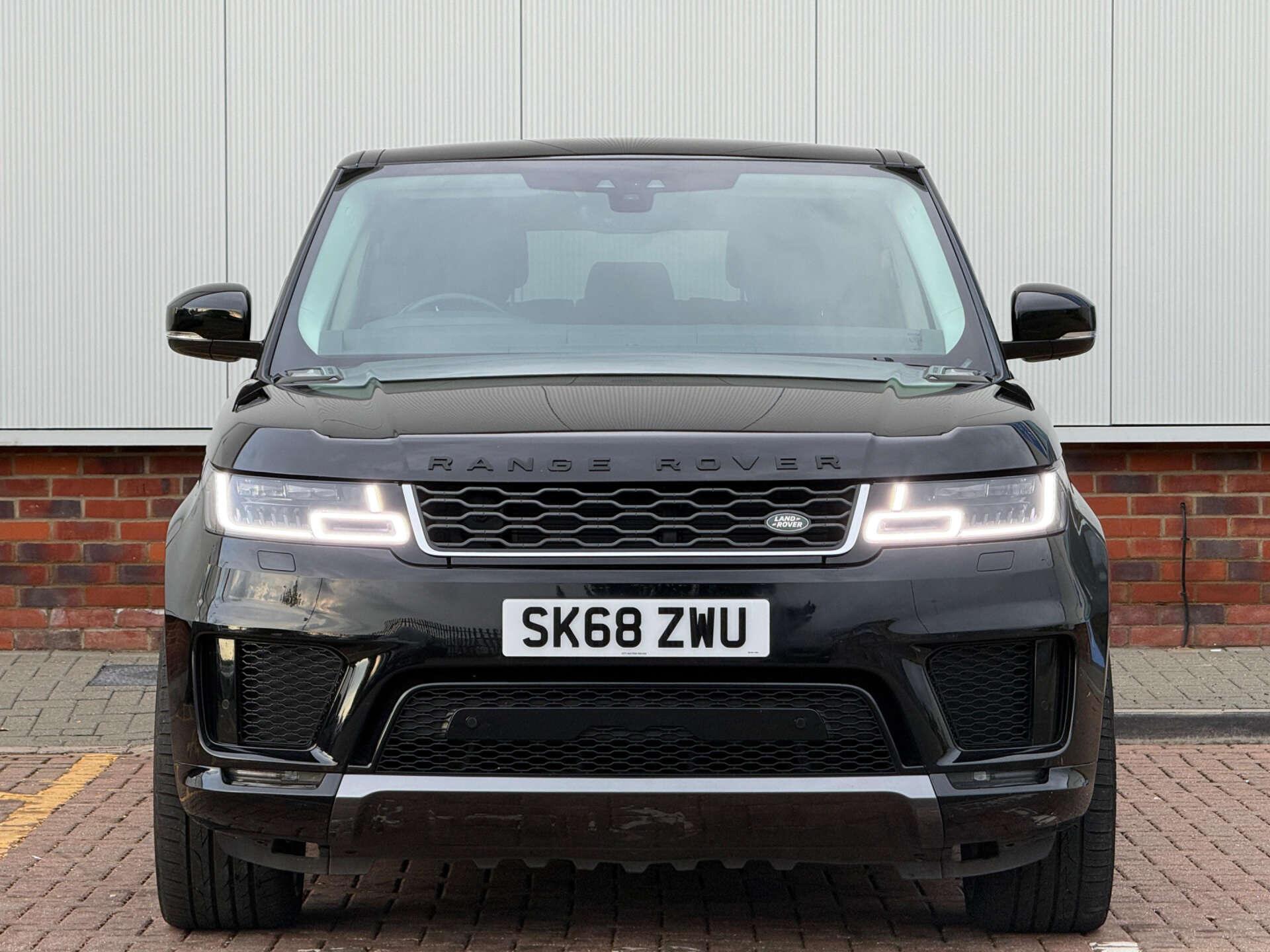 Land Rover Range Rover Sport view 2
