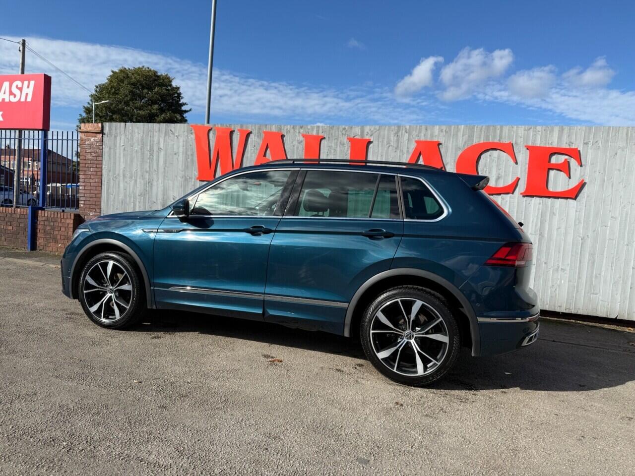 Volkswagen Tiguan view 27