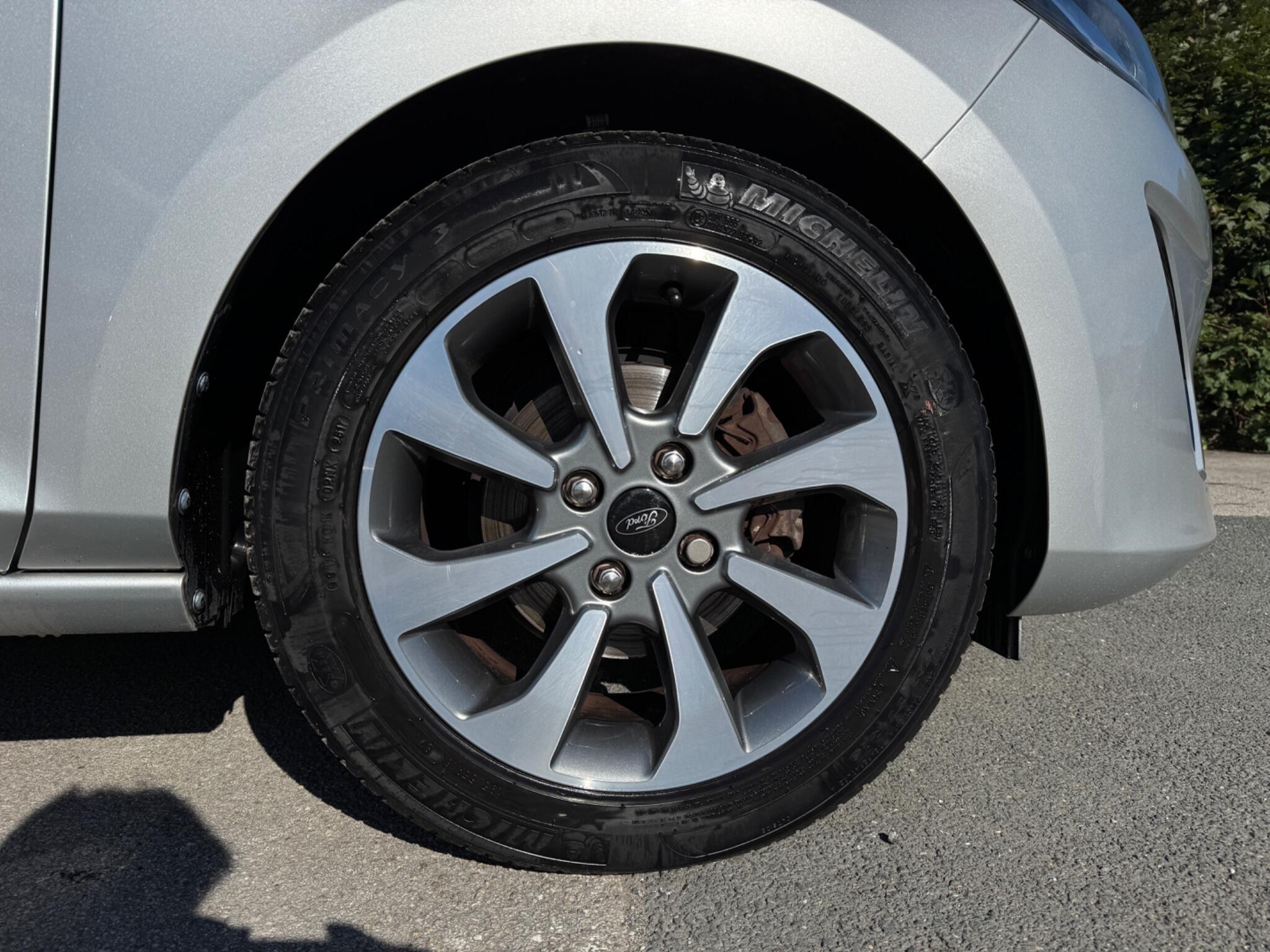 Ford Fiesta view 6