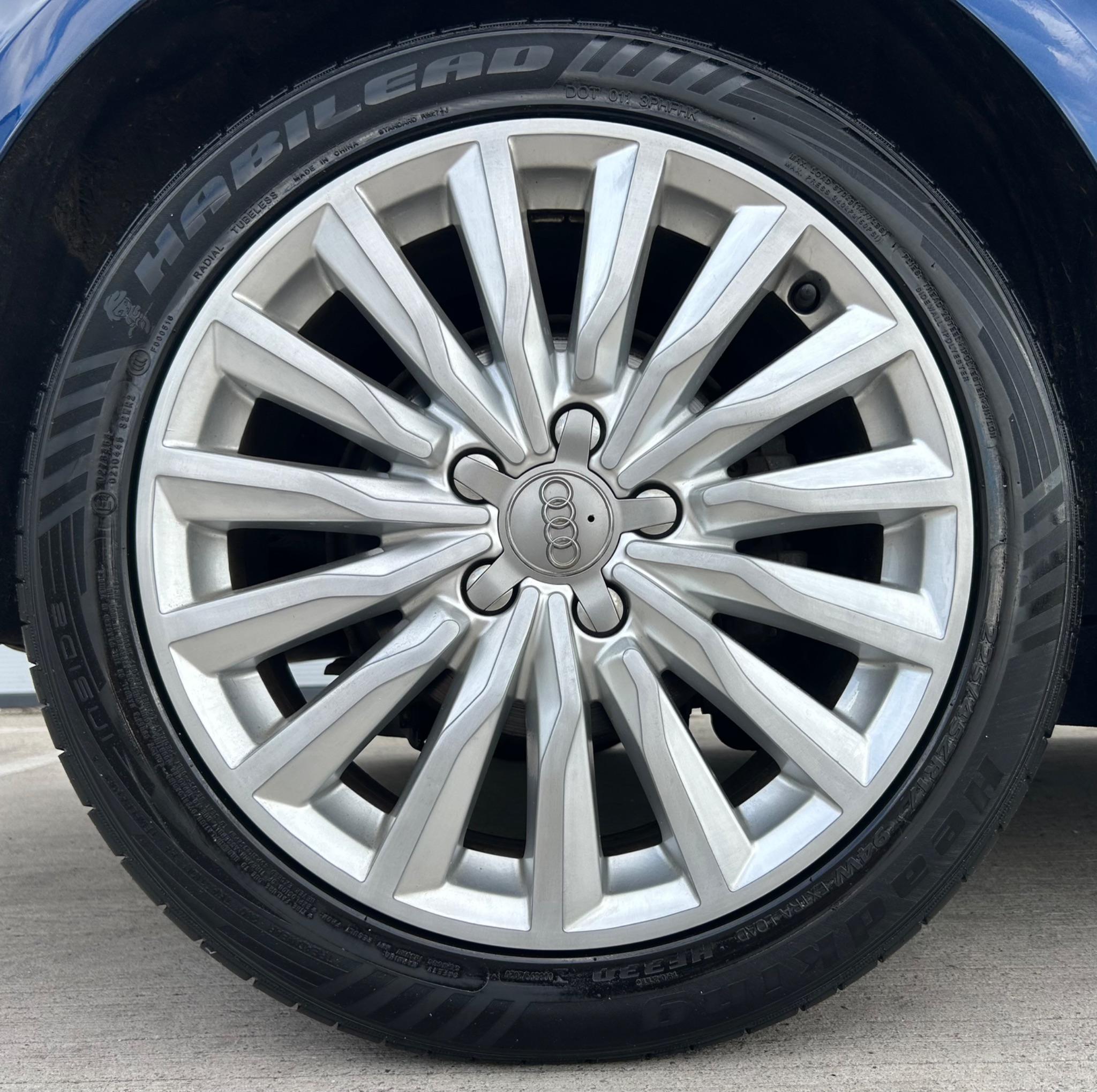 Audi A3 view 26