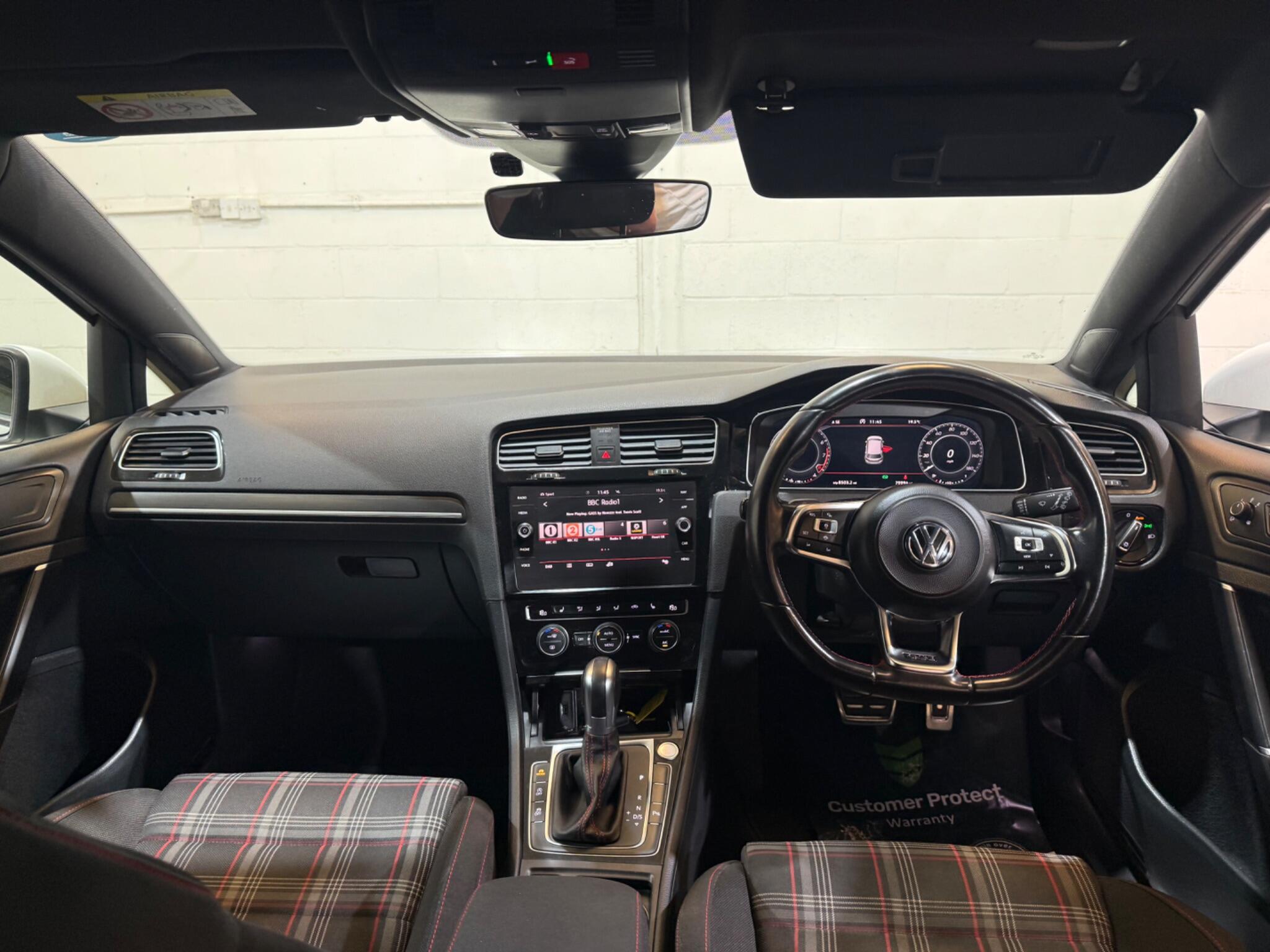 Volkswagen Golf view 16