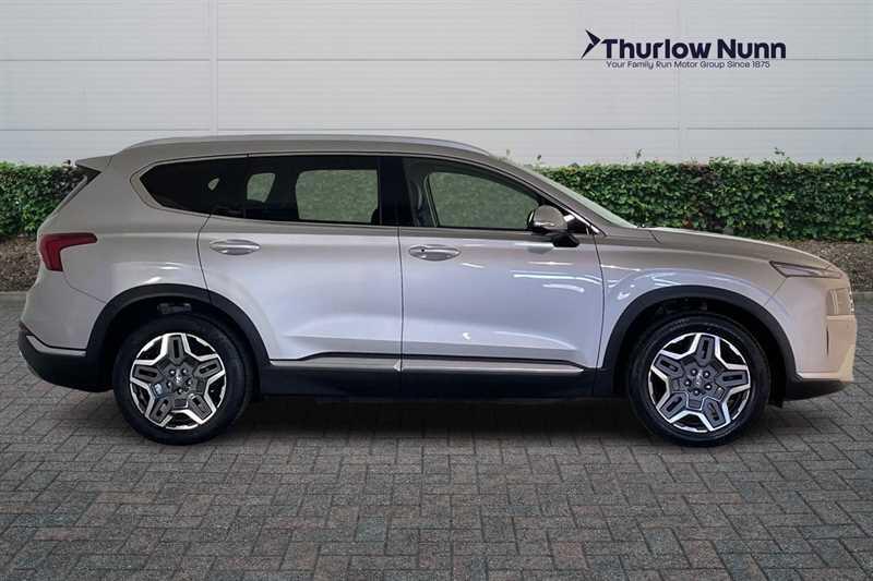 Hyundai Santa Fe view 2