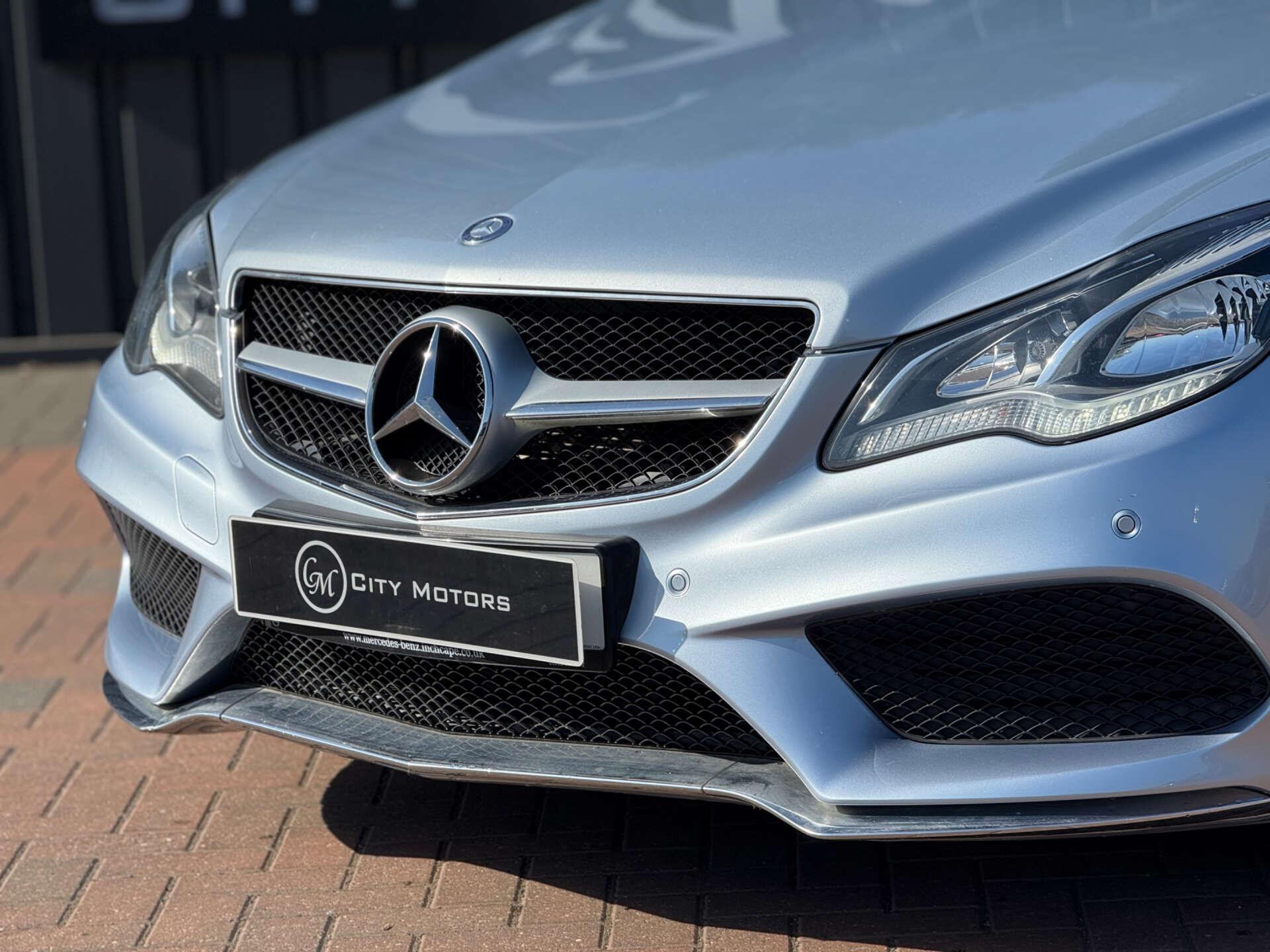 Mercedes-Benz E-Class view 4