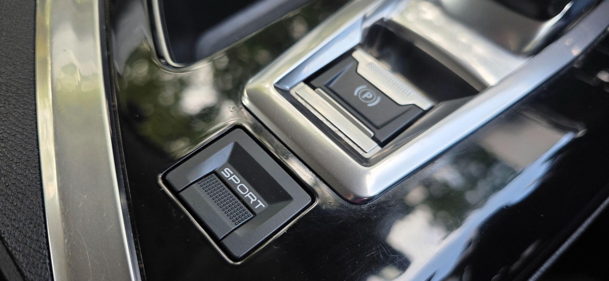 Peugeot 3008 view 39