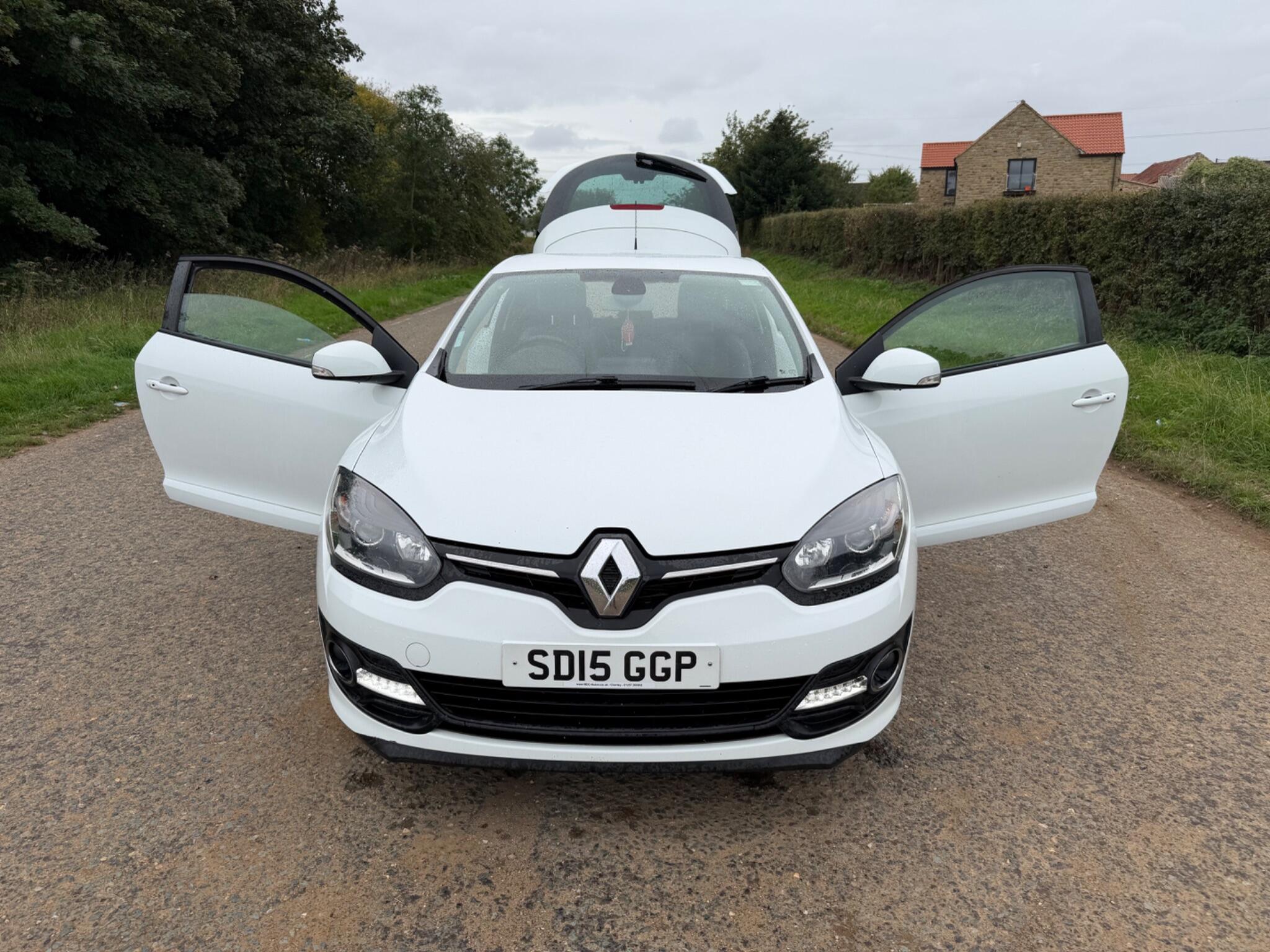 Renault Megane view 12