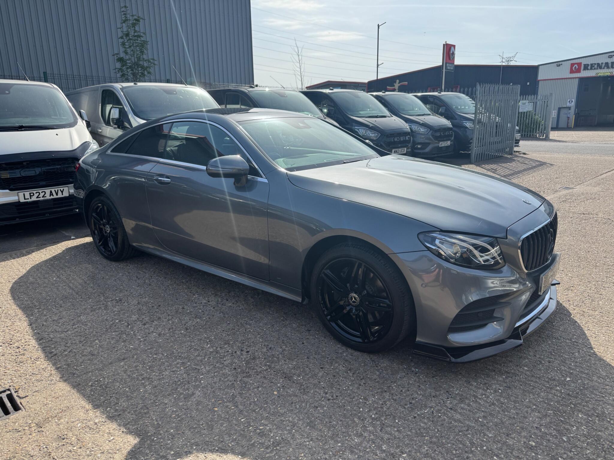 Mercedes-Benz E Class view 5