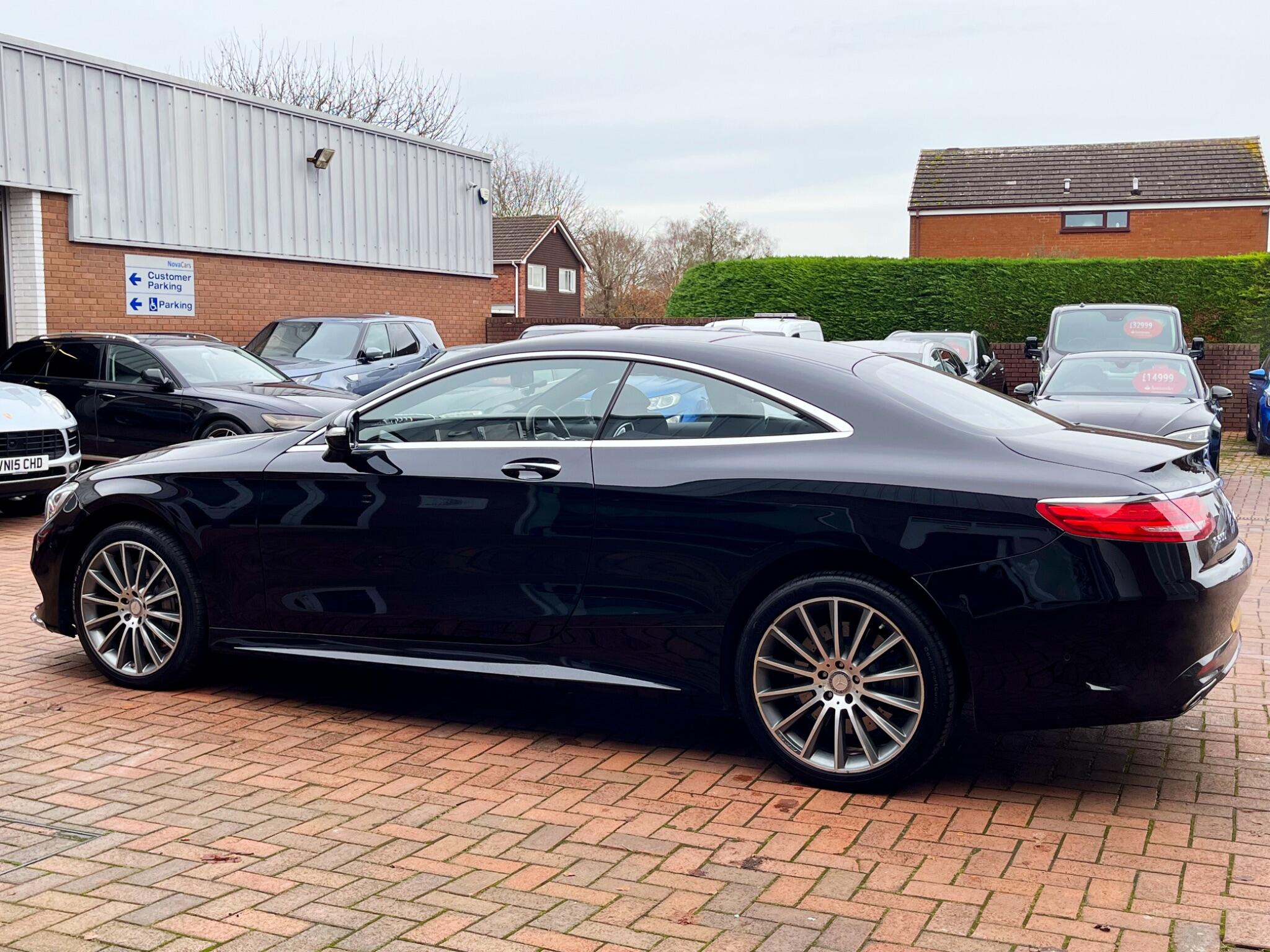 Mercedes-Benz S-Class view 30