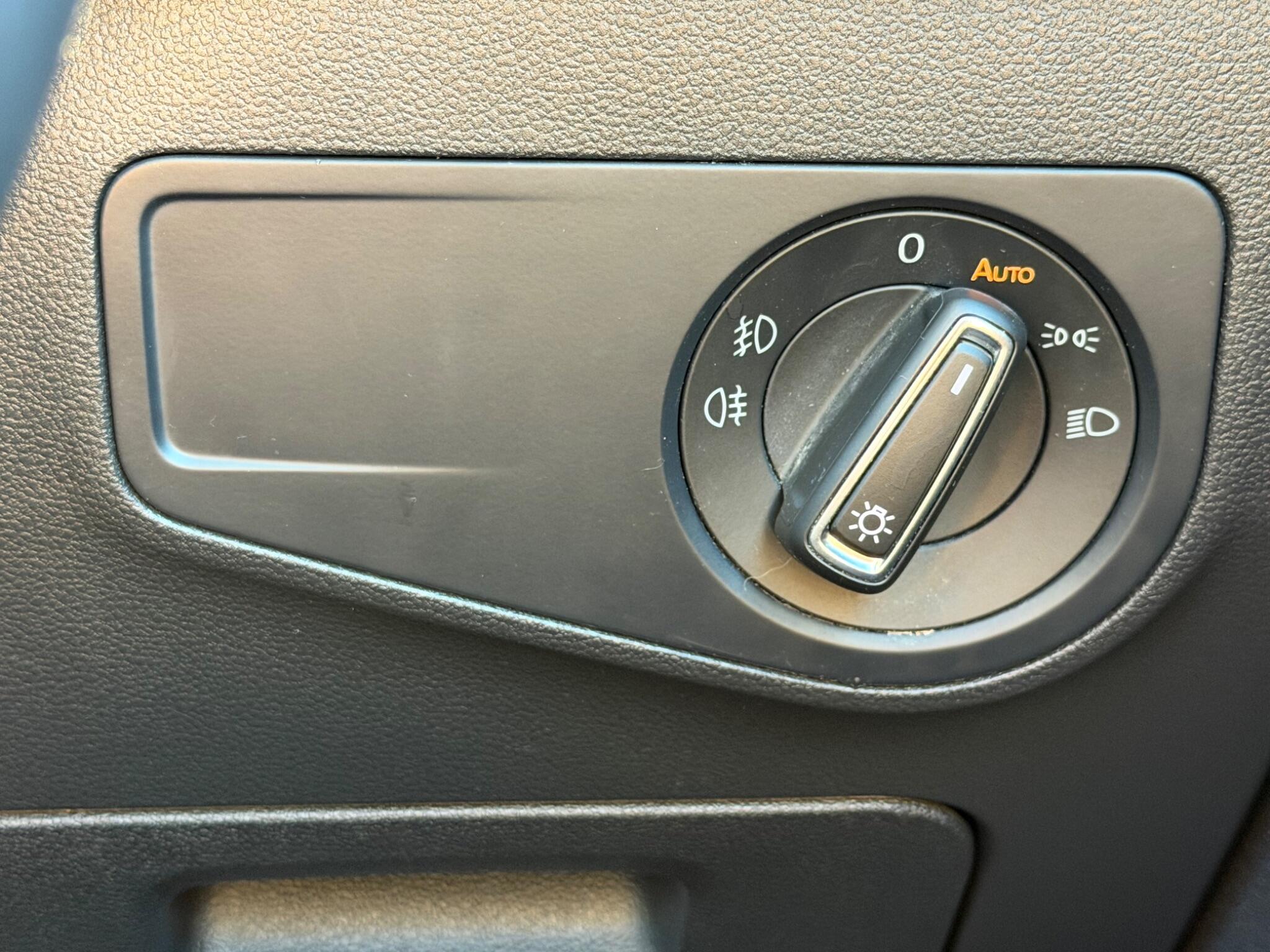 Volkswagen Tiguan view 53