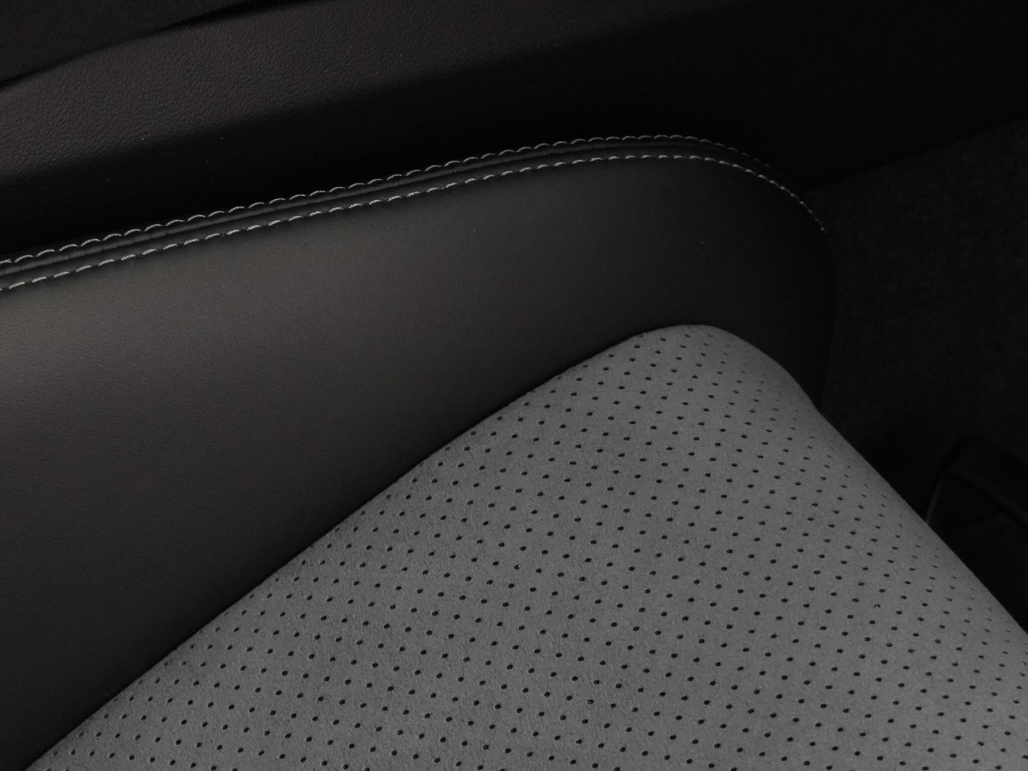 Porsche Cayman view 37