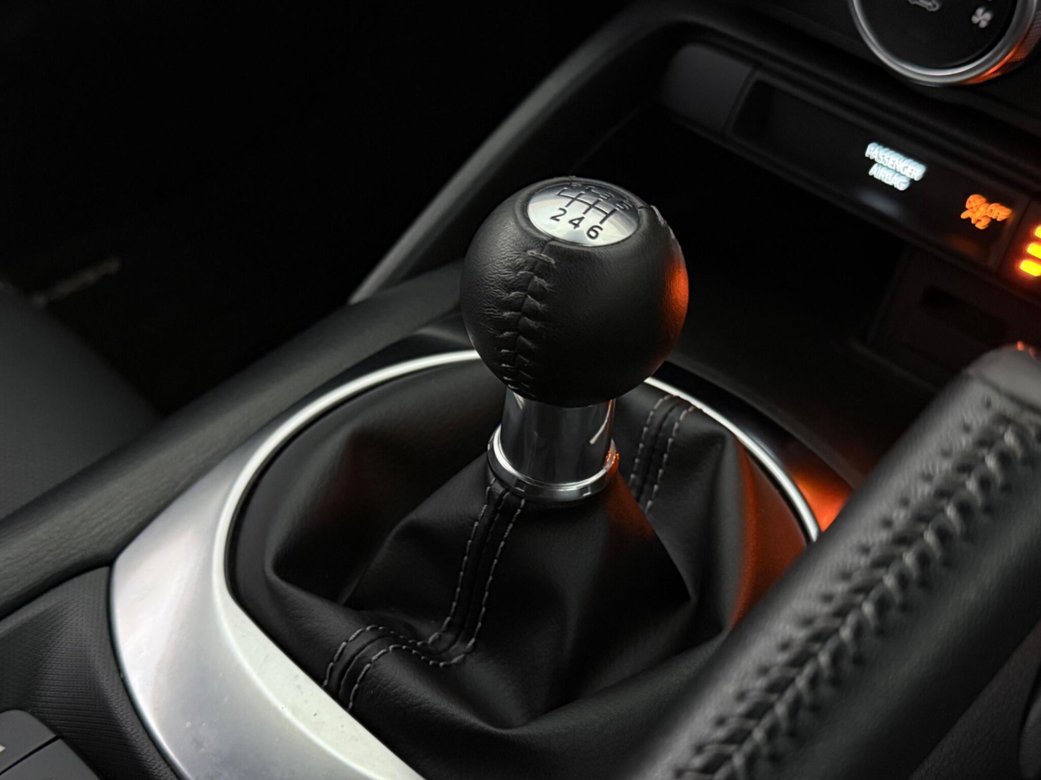 Mazda MX-5 view 20