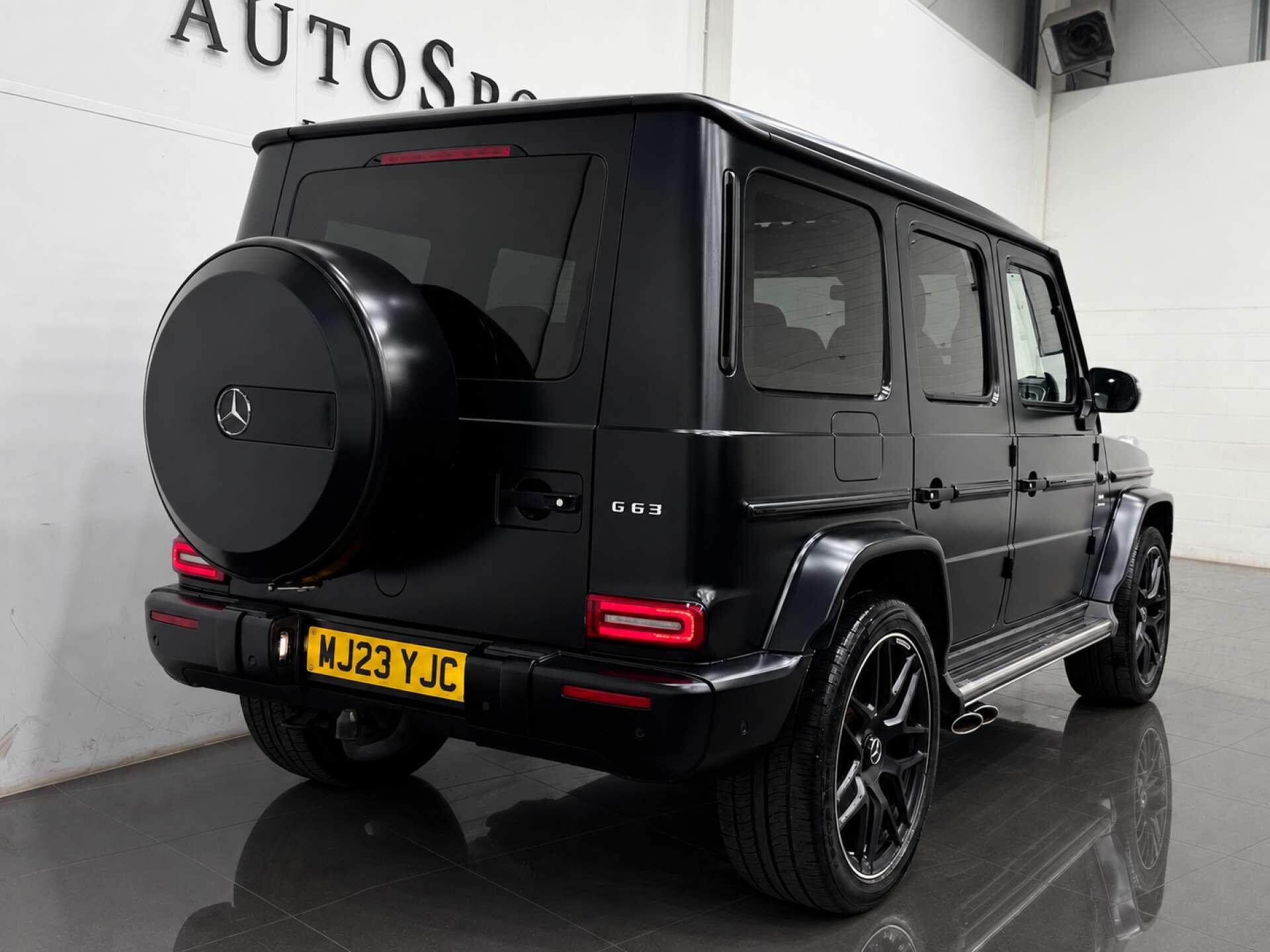 Mercedes-Benz G-Class view 4