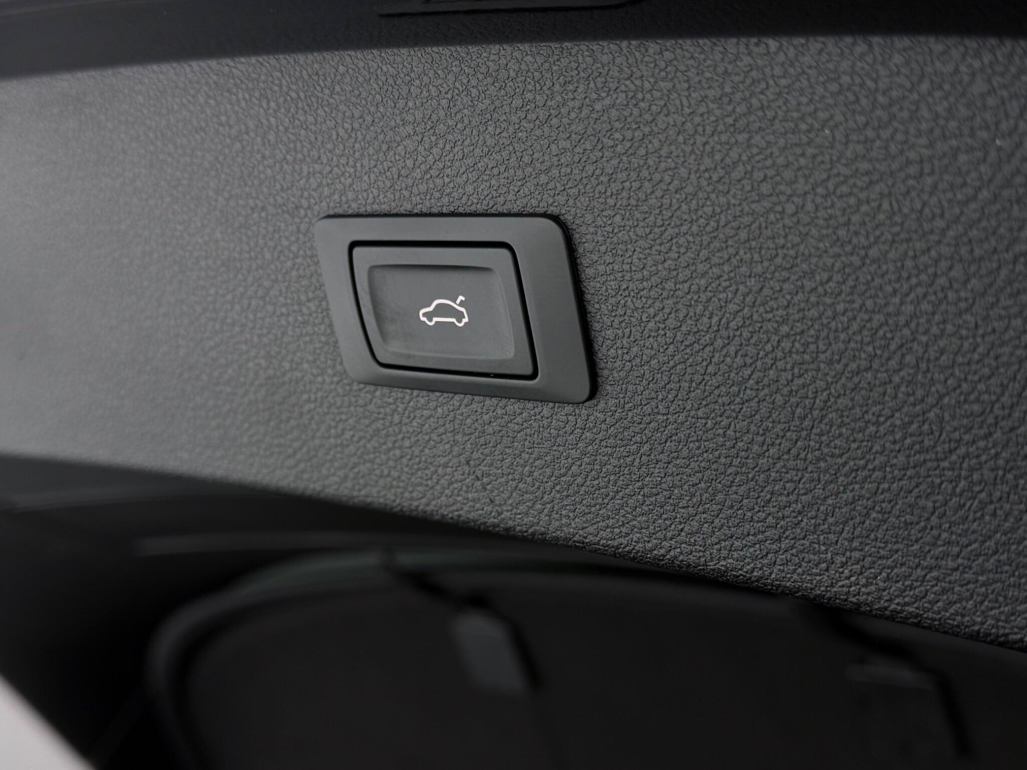 Audi A7 view 12