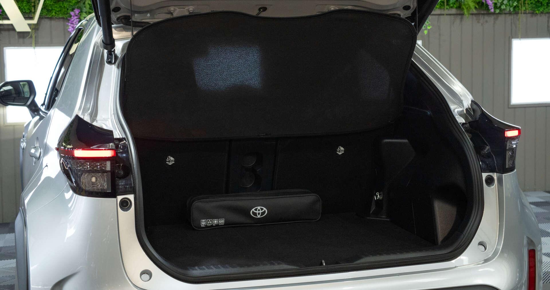 Toyota Yaris Cross view 15