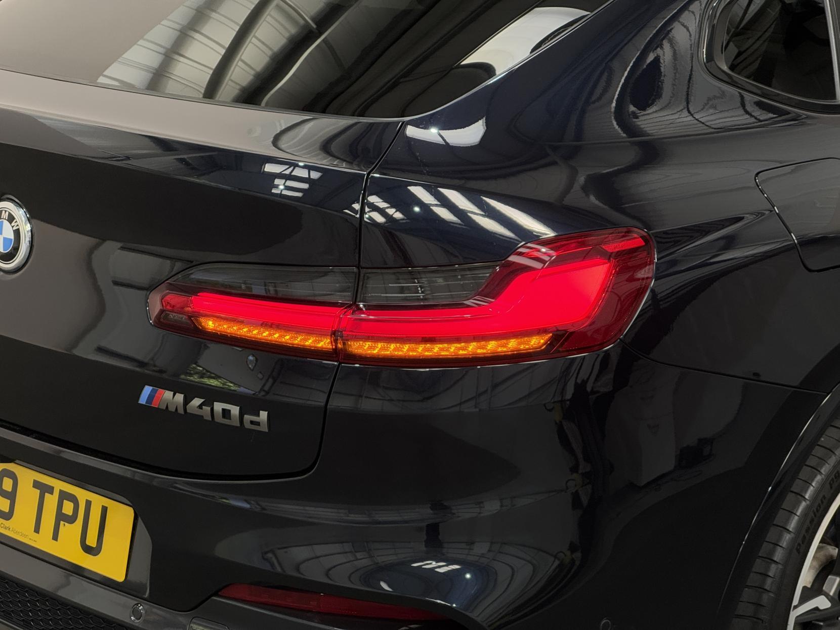 BMW X4 view 16