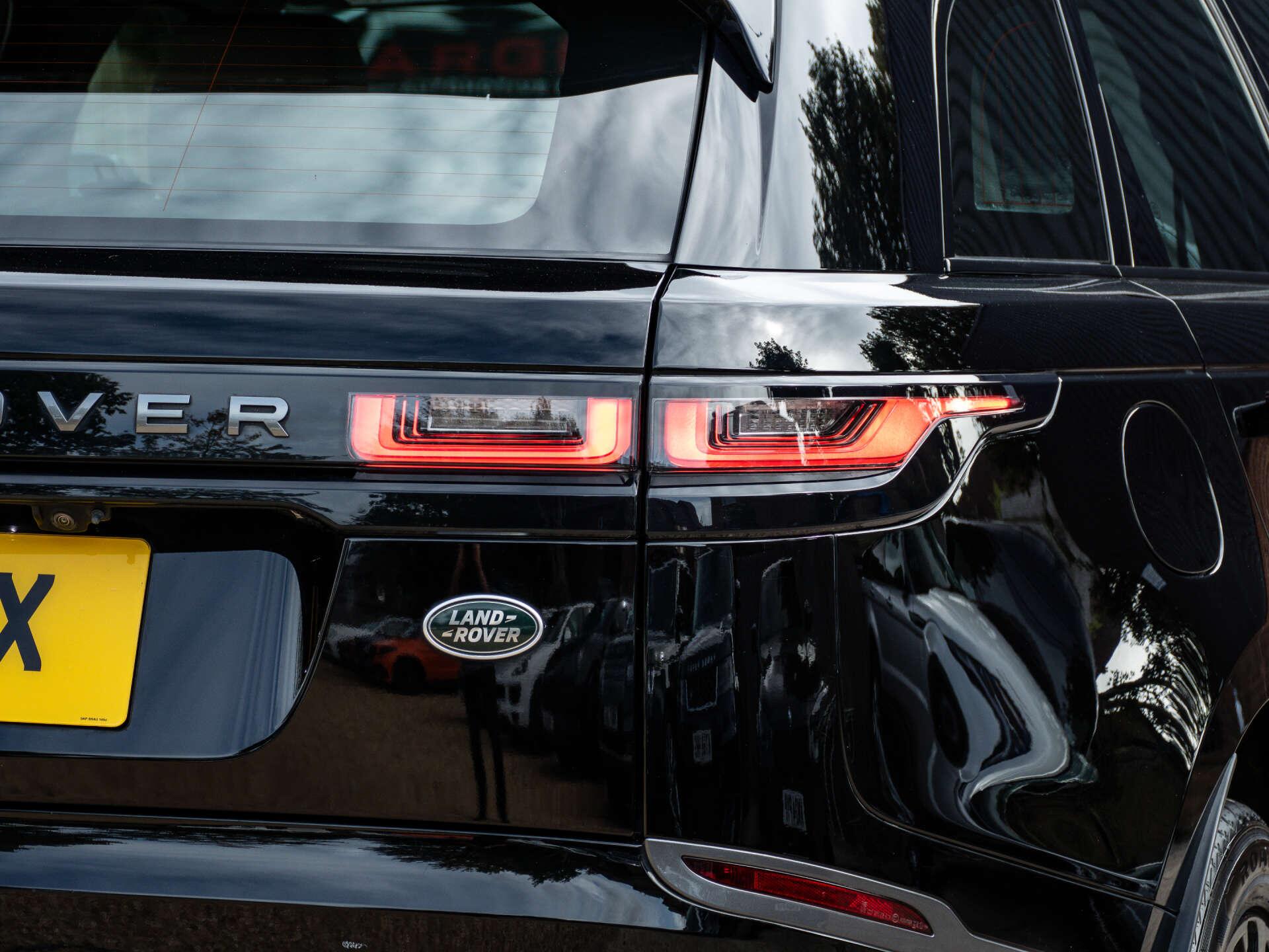 Land Rover Range Rover Velar view 18