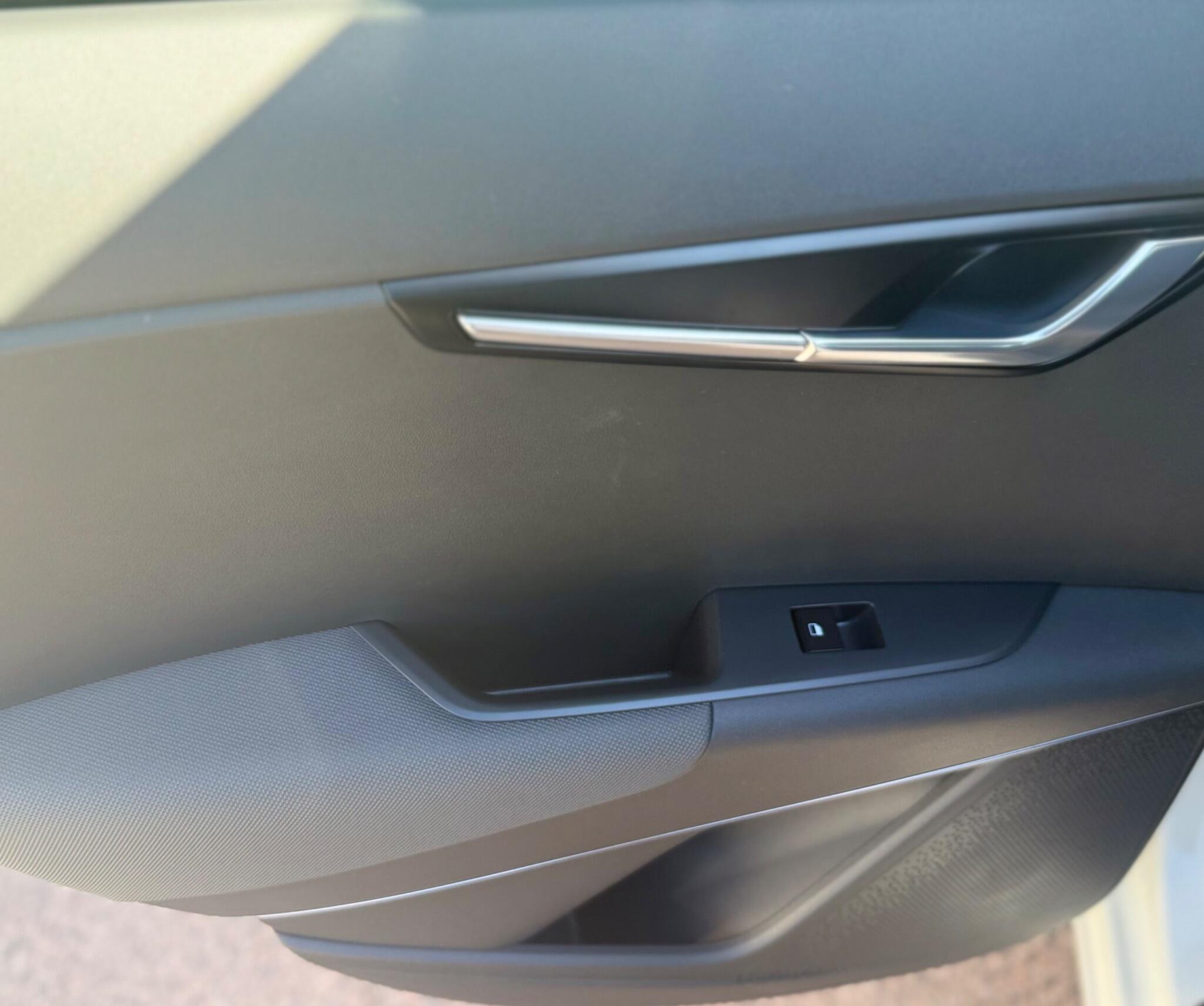 Kia Niro view 17