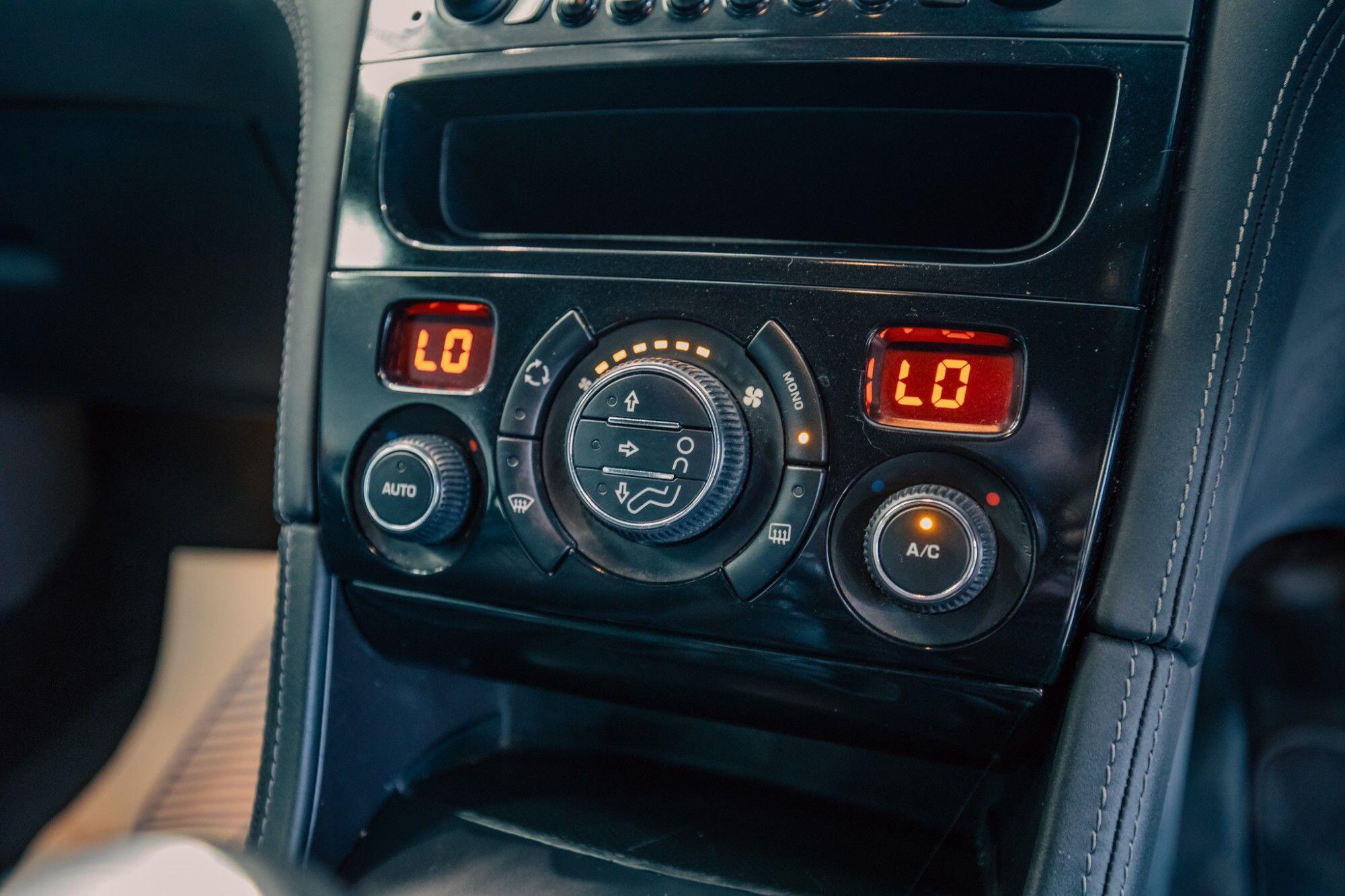 Peugeot RCZ view 18