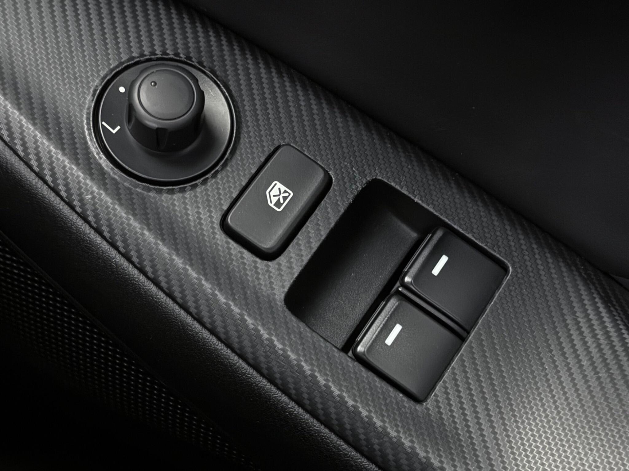 Mazda MX-5 view 24
