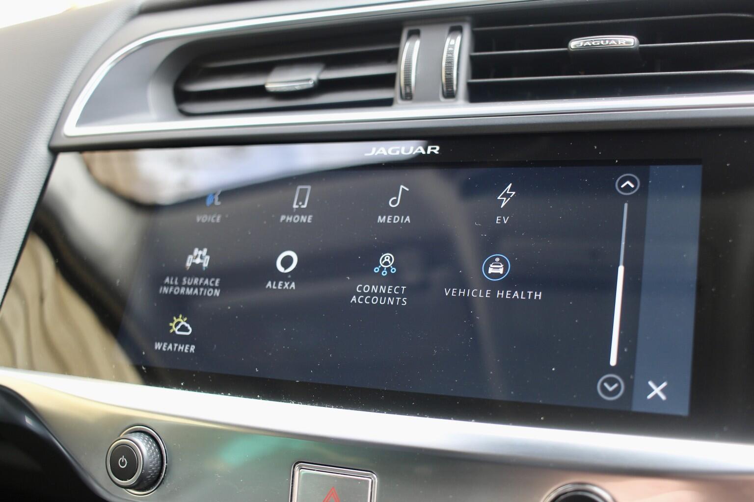 Jaguar I-Pace view 27