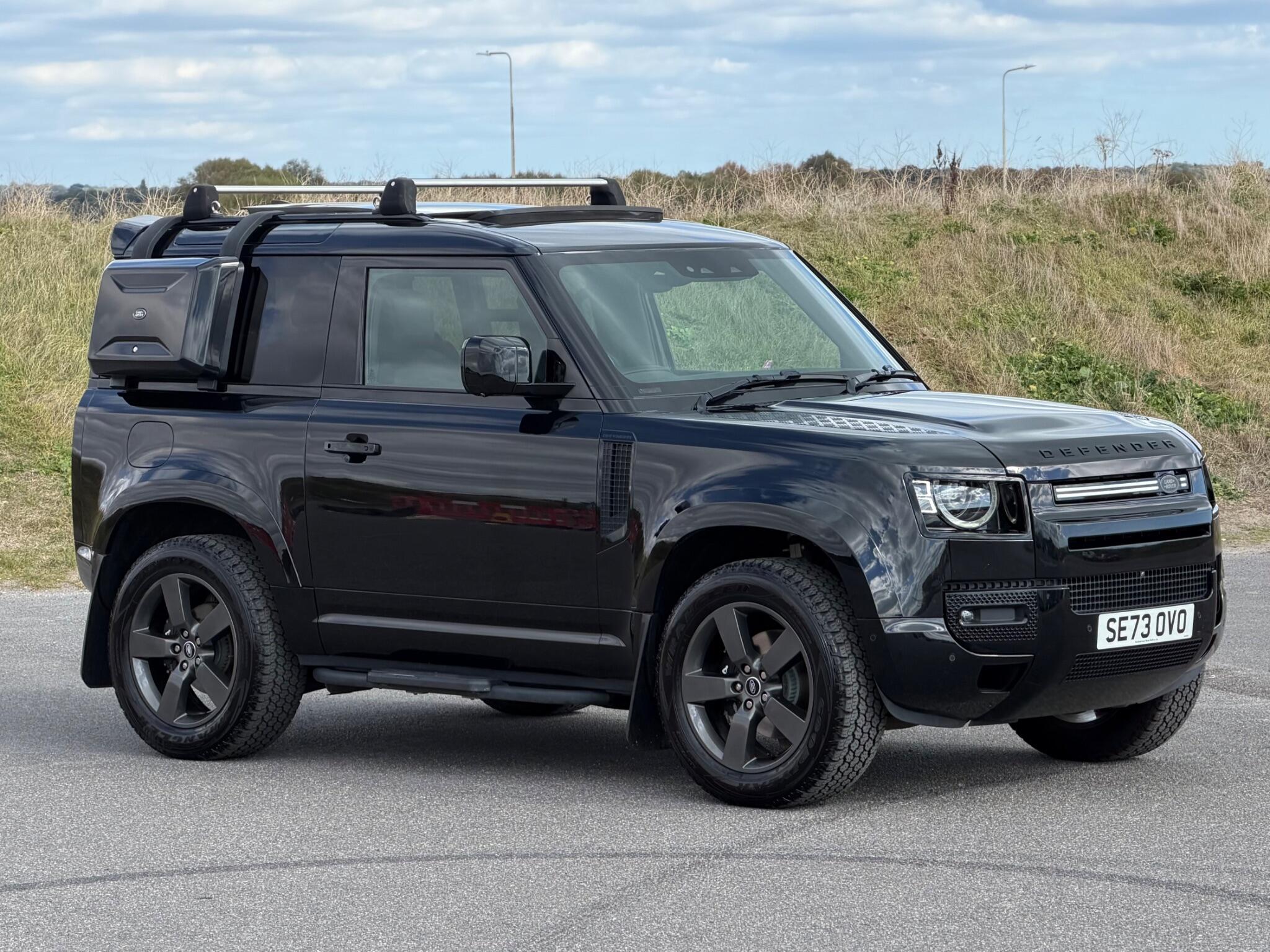 Land Rover Defender view 34