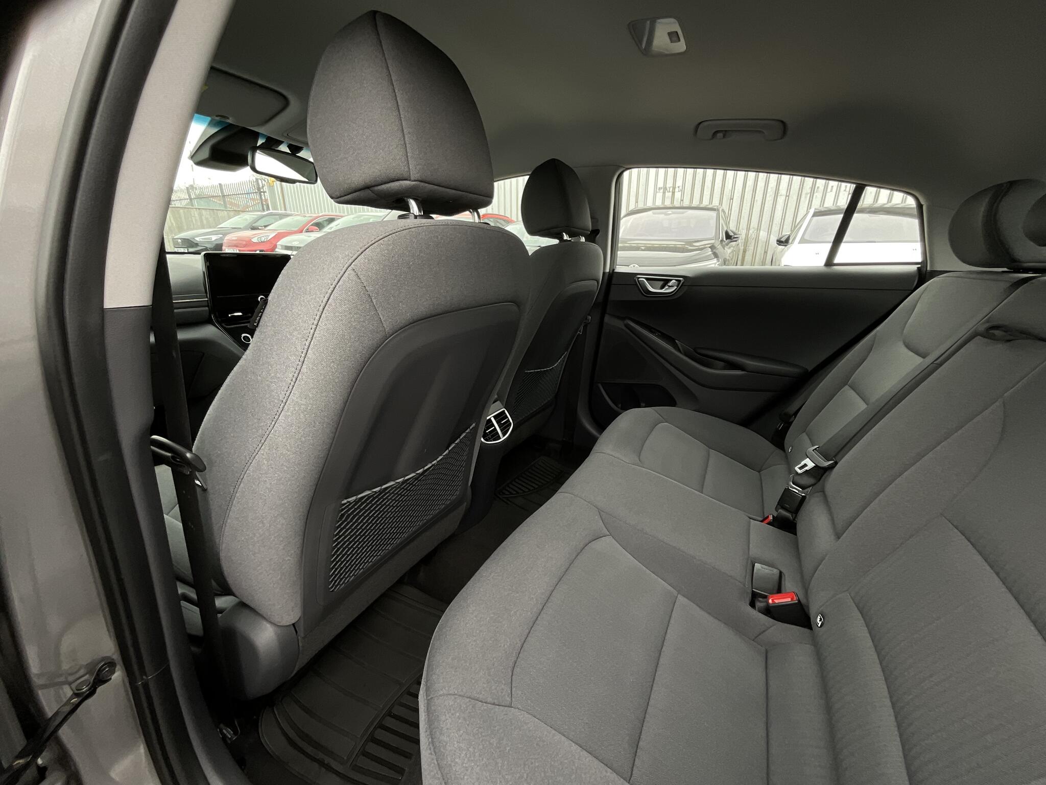 Hyundai Ioniq view 13