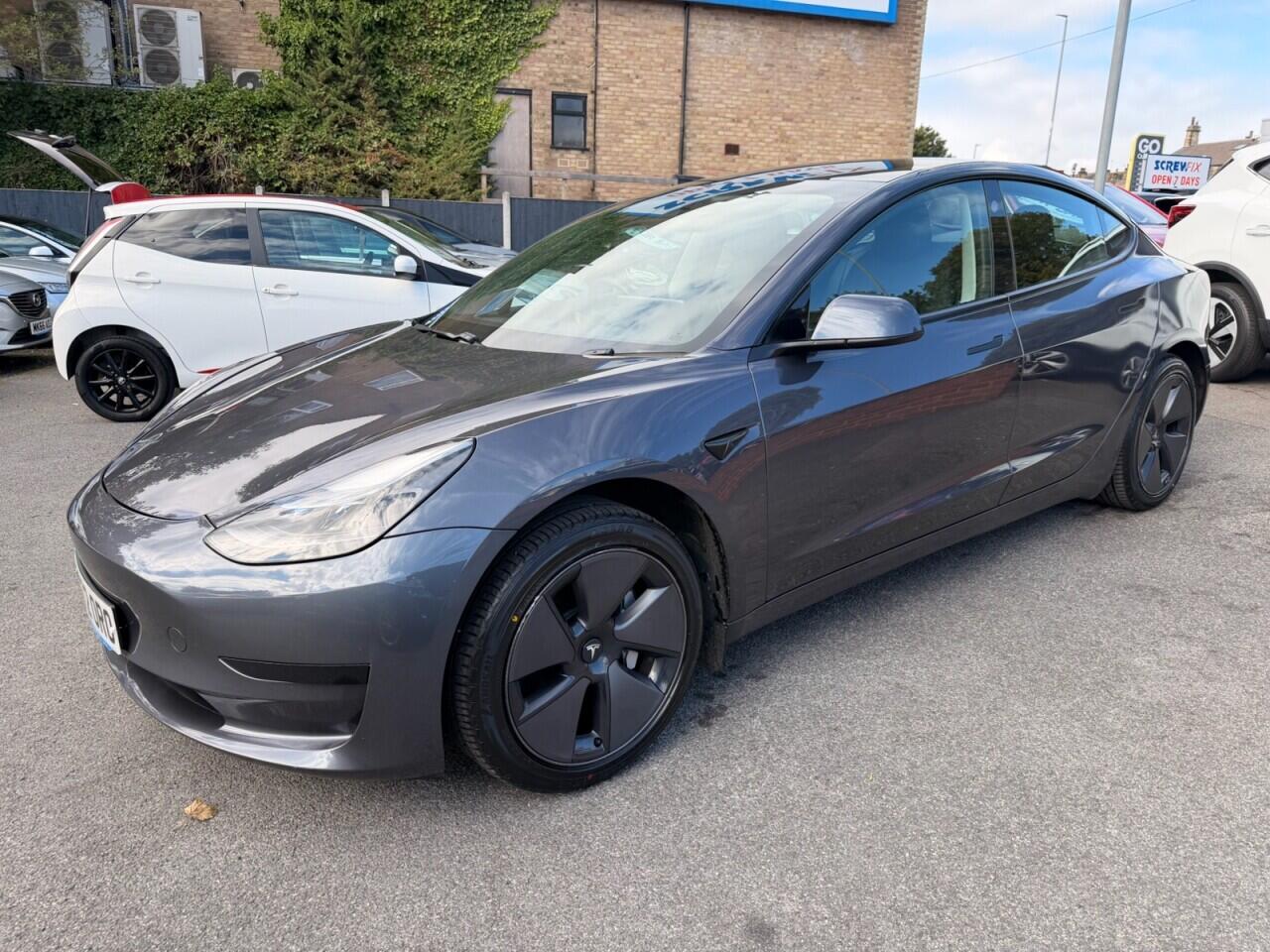 Tesla Model 3 view 27