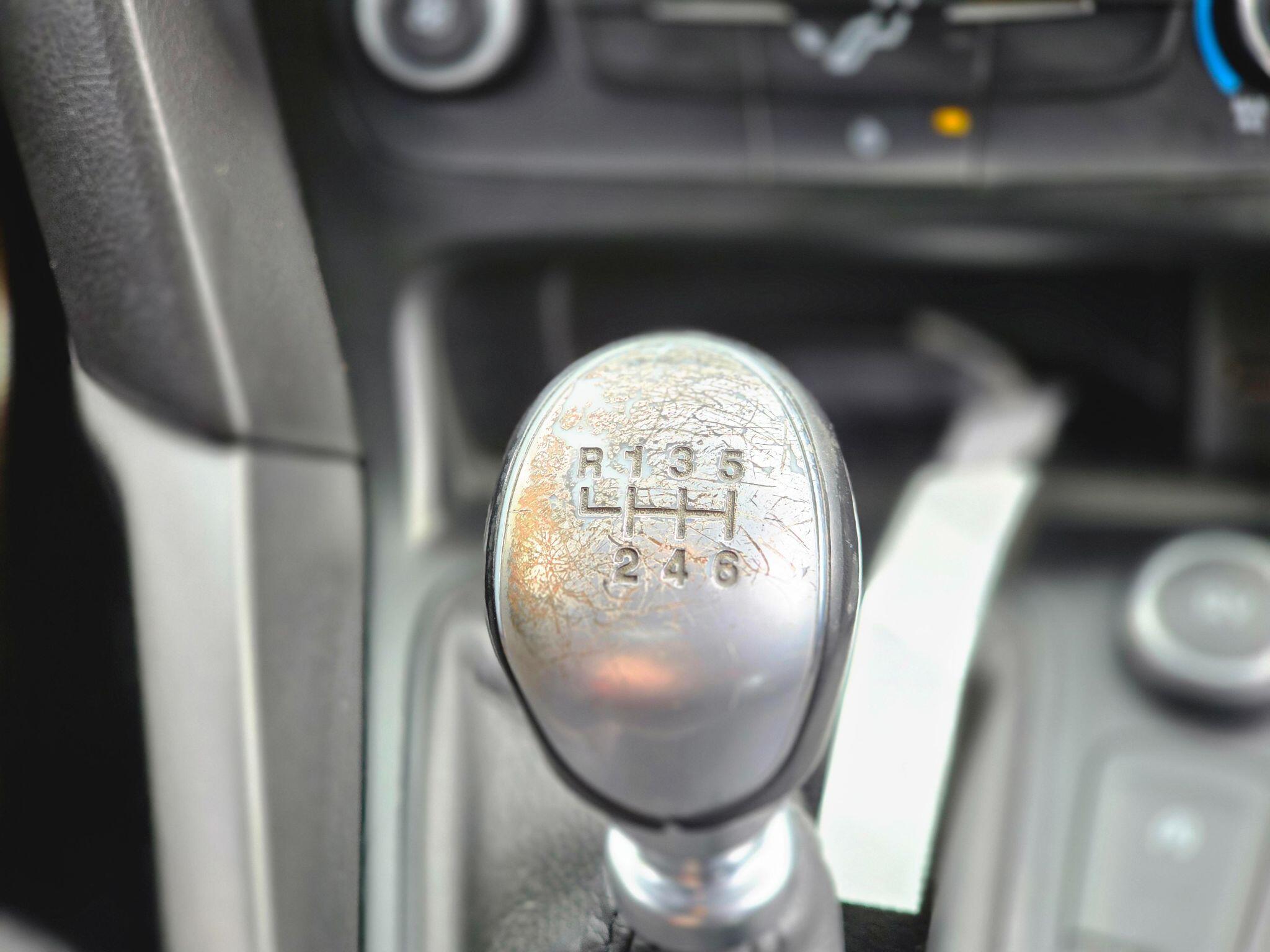 Ford Focus view 32