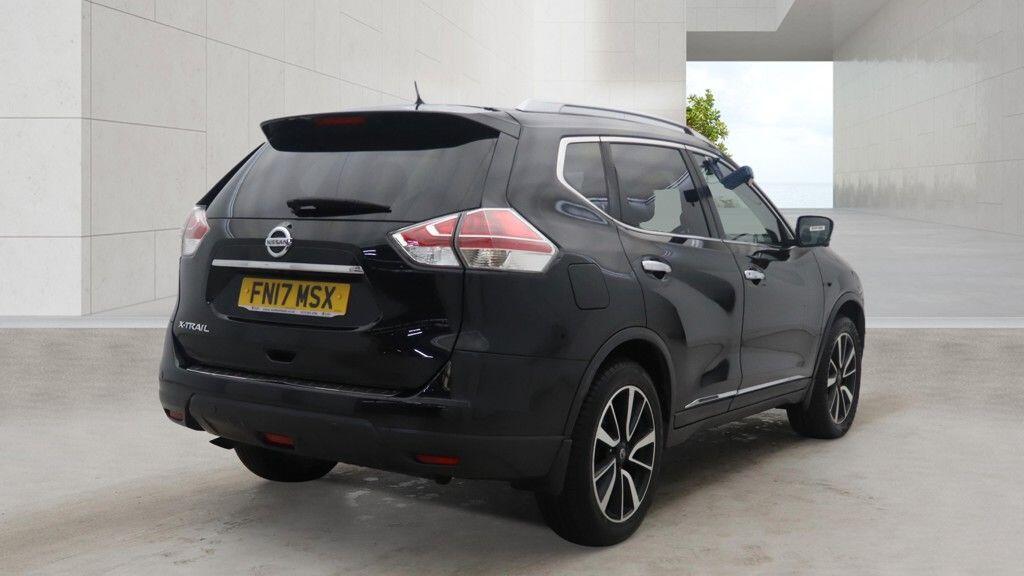 Nissan X-Trail view 7