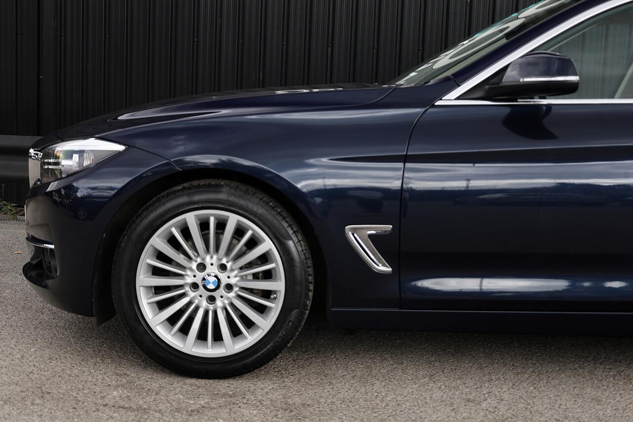 BMW 3 Series Gran Turismo view 36
