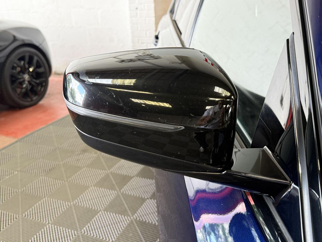 BMW 3 Series view 22
