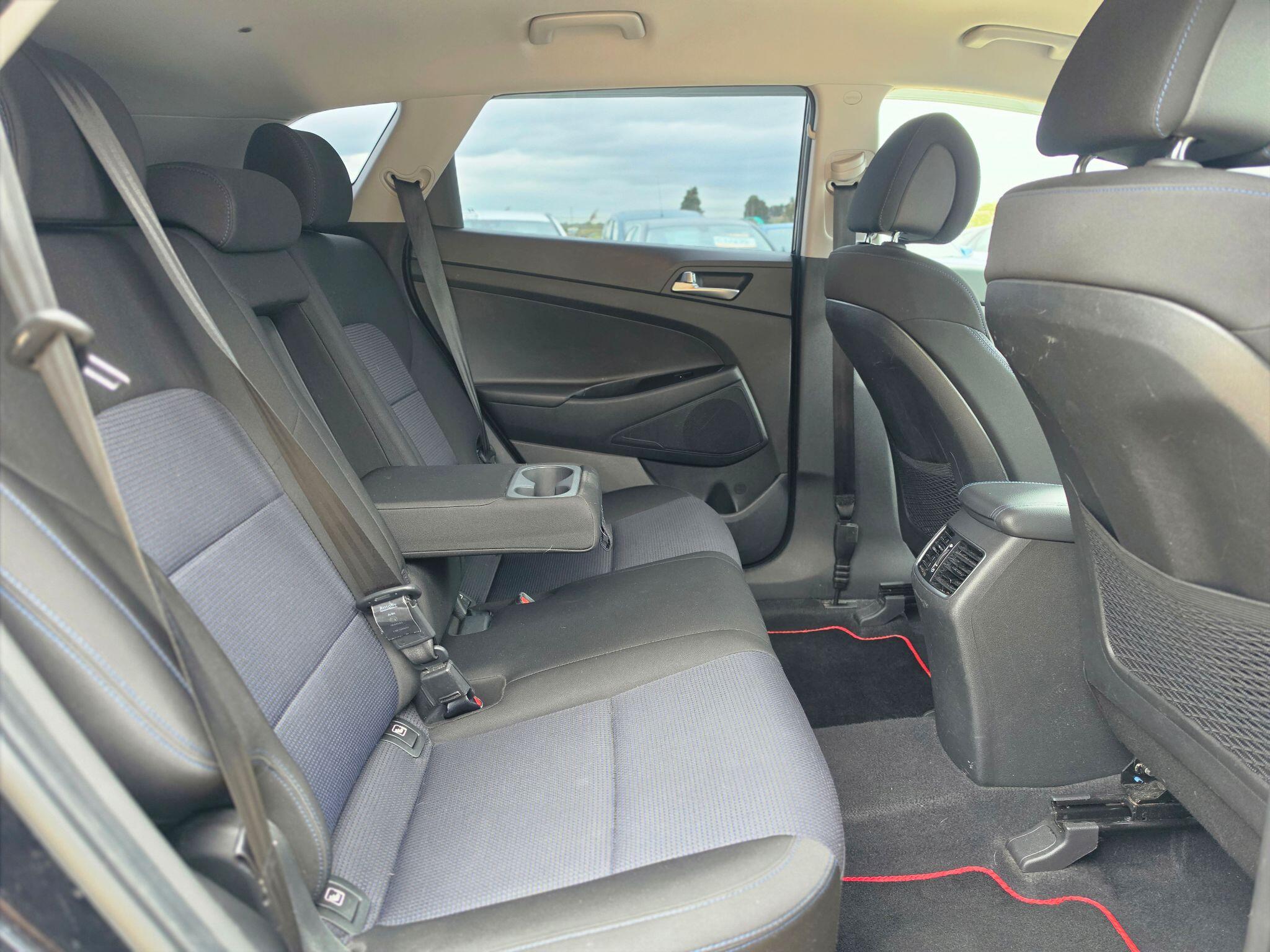 Hyundai Tucson view 8