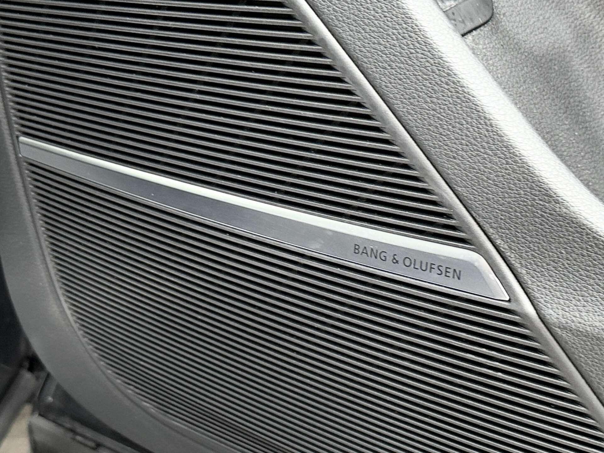 Audi SQ7 view 41