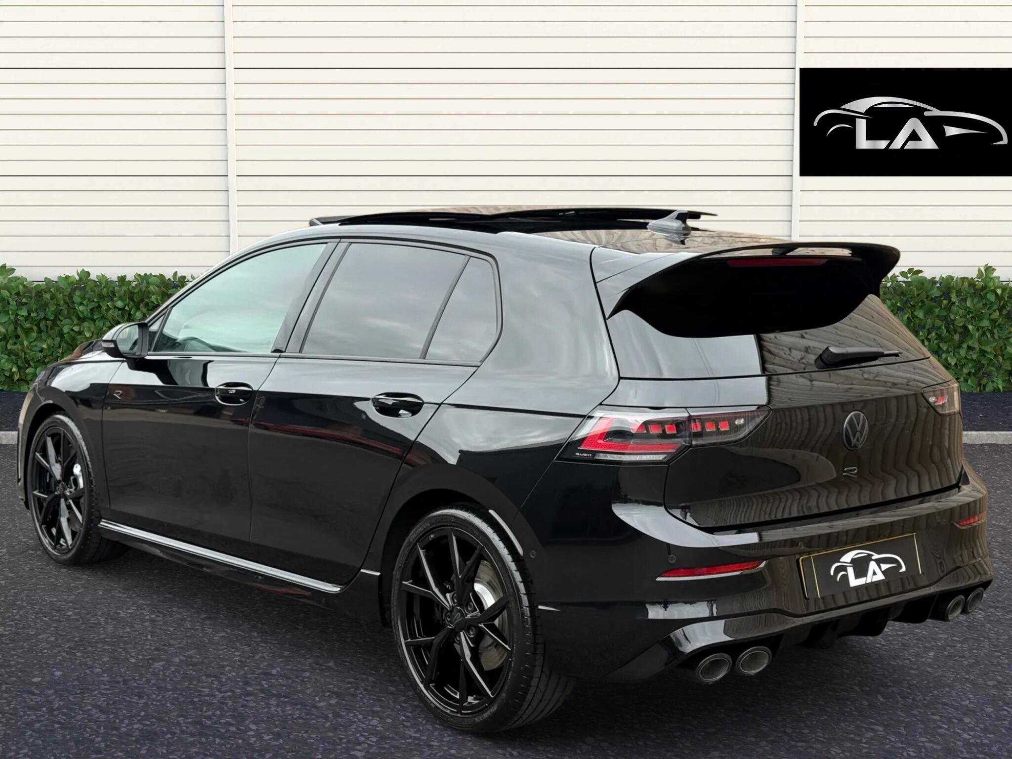 Volkswagen Golf view 5