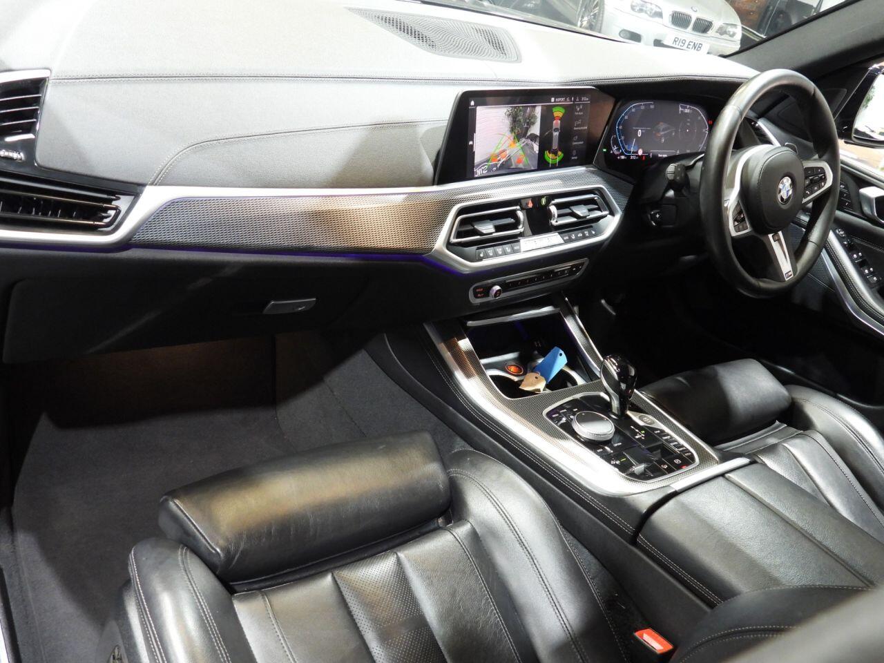 BMW X5 view 19