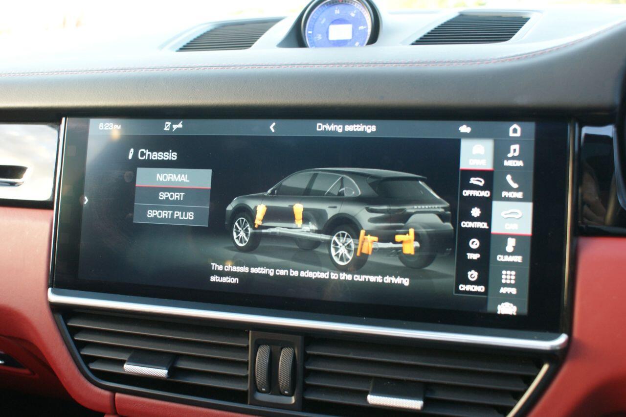 Porsche Cayenne view 66