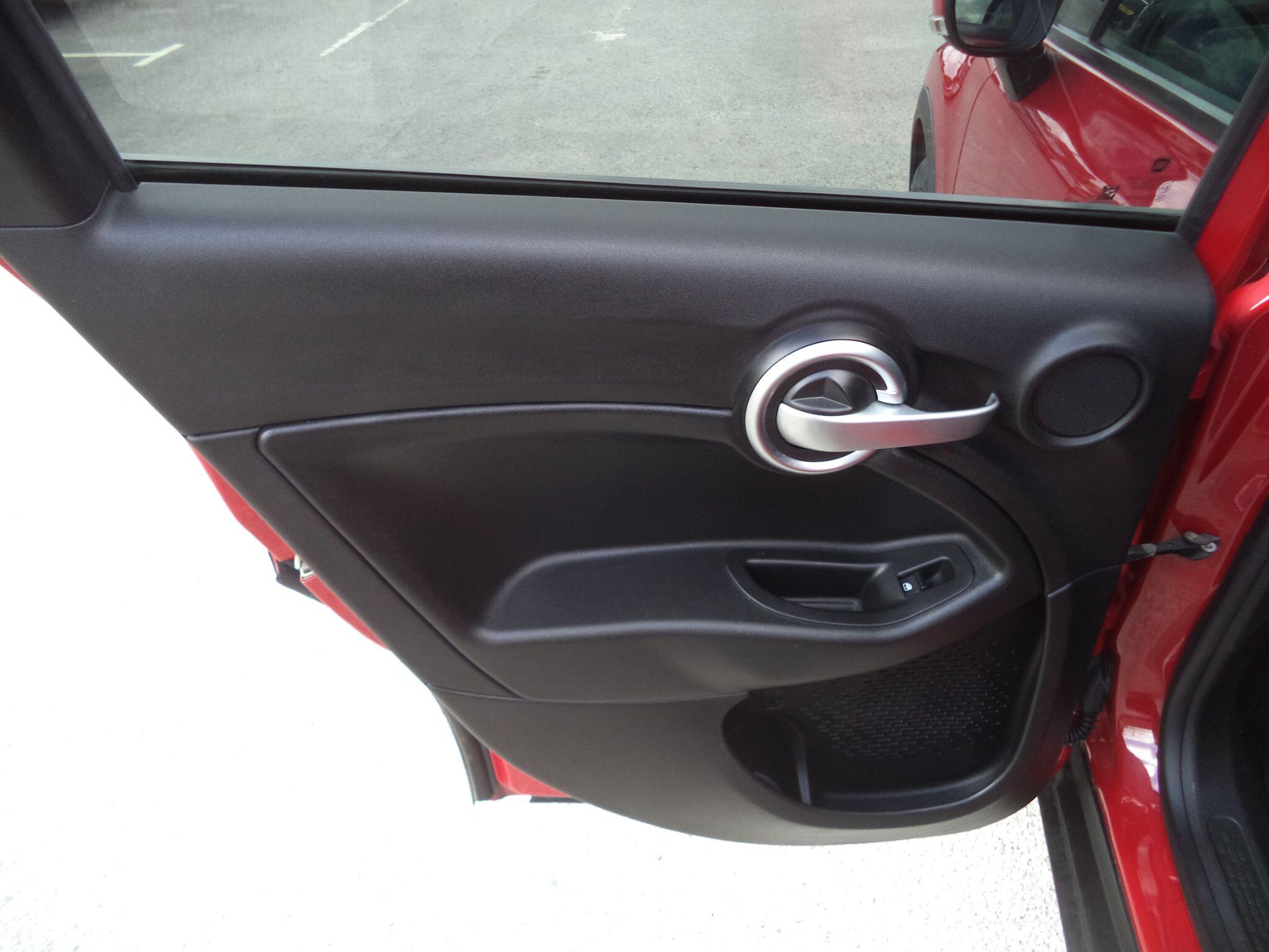 Fiat 500x view 28